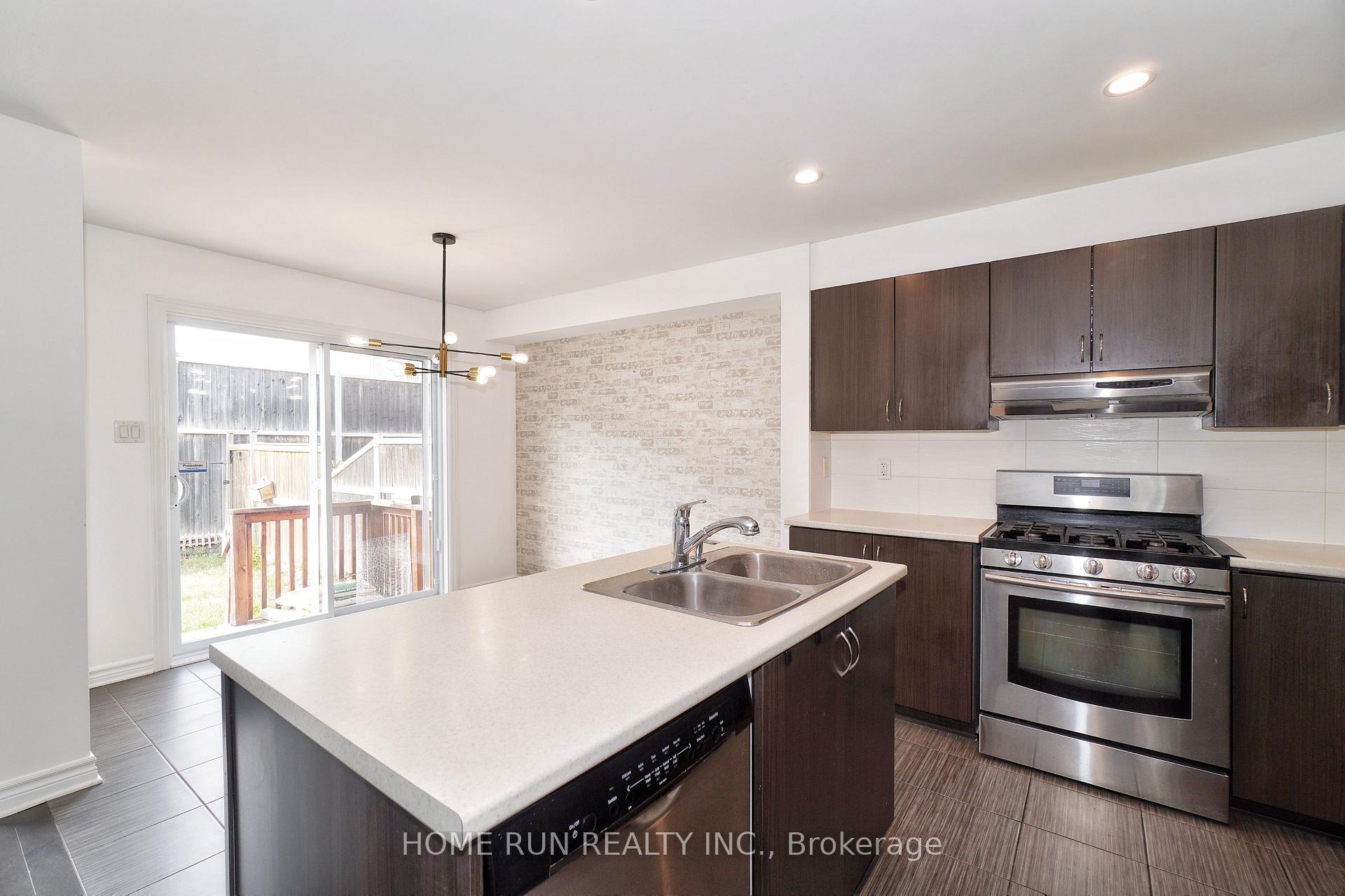 Photo 19 of 376 Balinroan Crescent, Ottawa, Barrhaven - Strandherd — HOMEH
