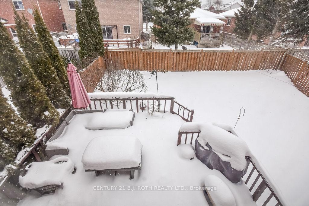 Photo 26 of 33 Lee Crescent, Barrie, Holly — HOMEH