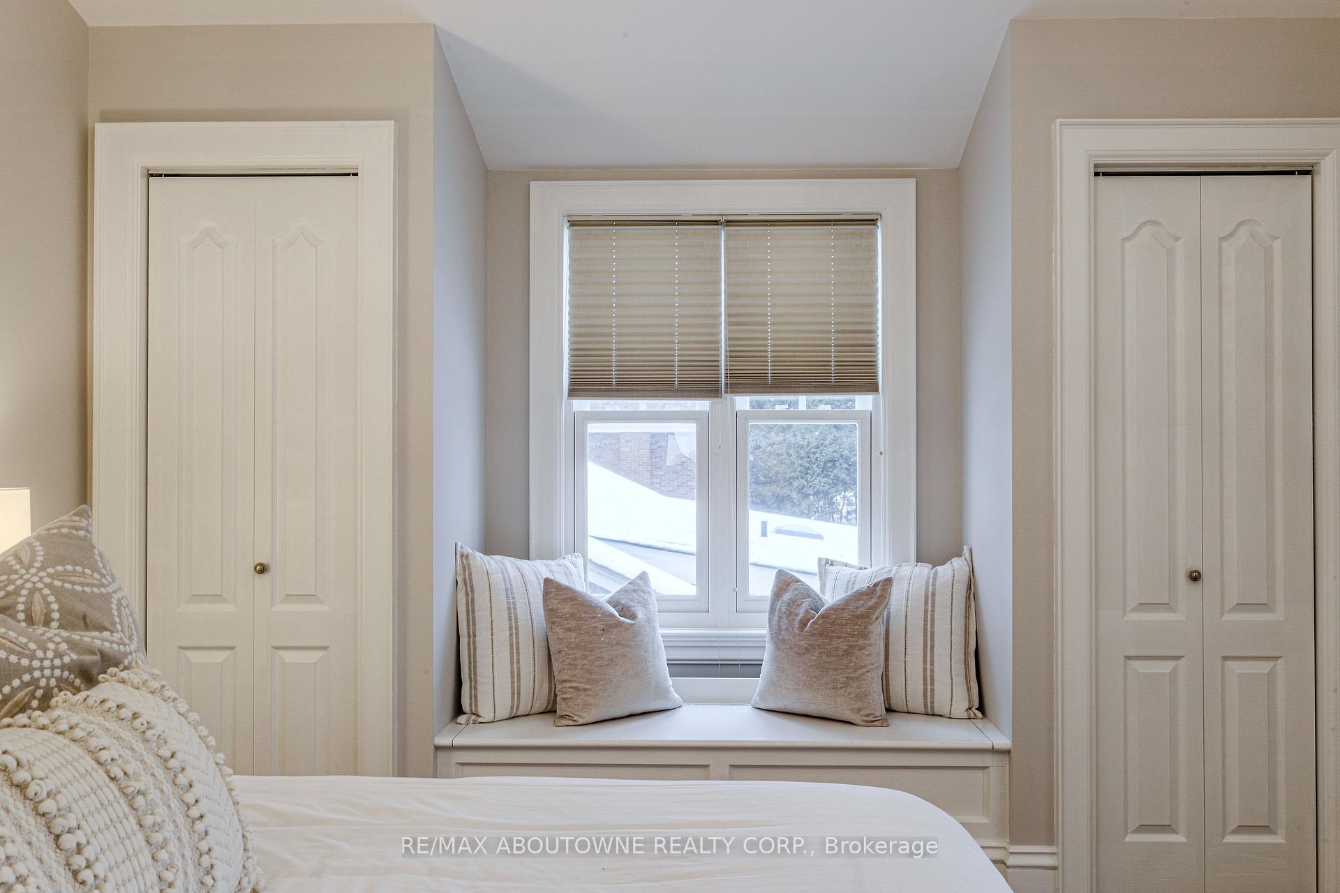 Photo 31 of 565 Locust Street, Burlington, Brant — HOMEH