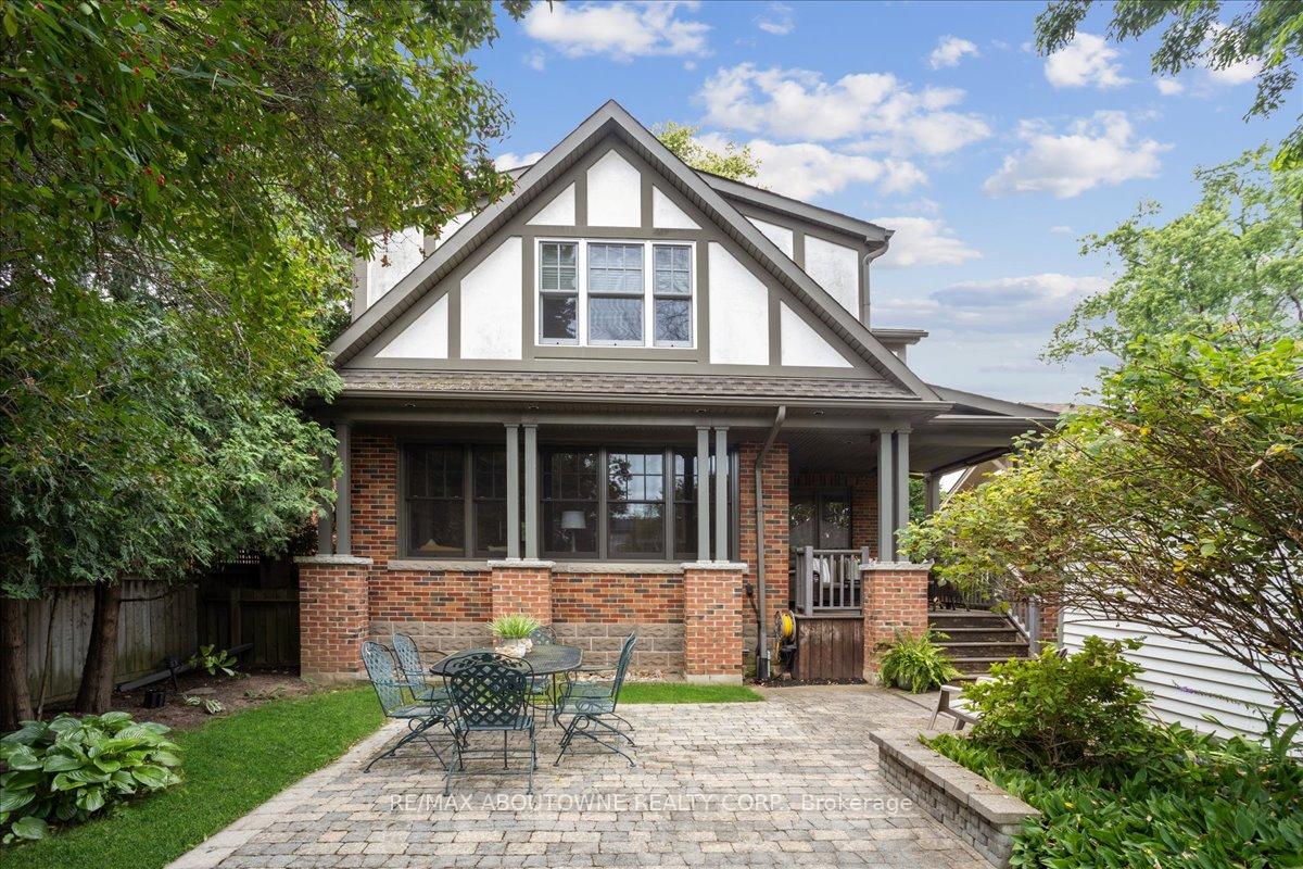 Photo 36 of 565 Locust Street, Burlington, Brant — HOMEH