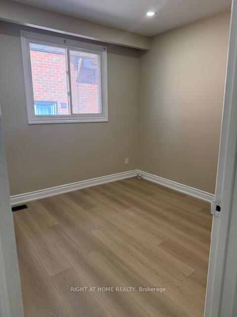 Photo 5 of 46 Prouse Drive, Brampton, Brampton North — HOMEH