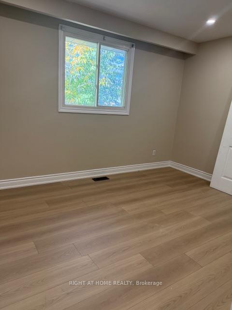 Photo 6 of 46 Prouse Drive, Brampton, Brampton North — HOMEH