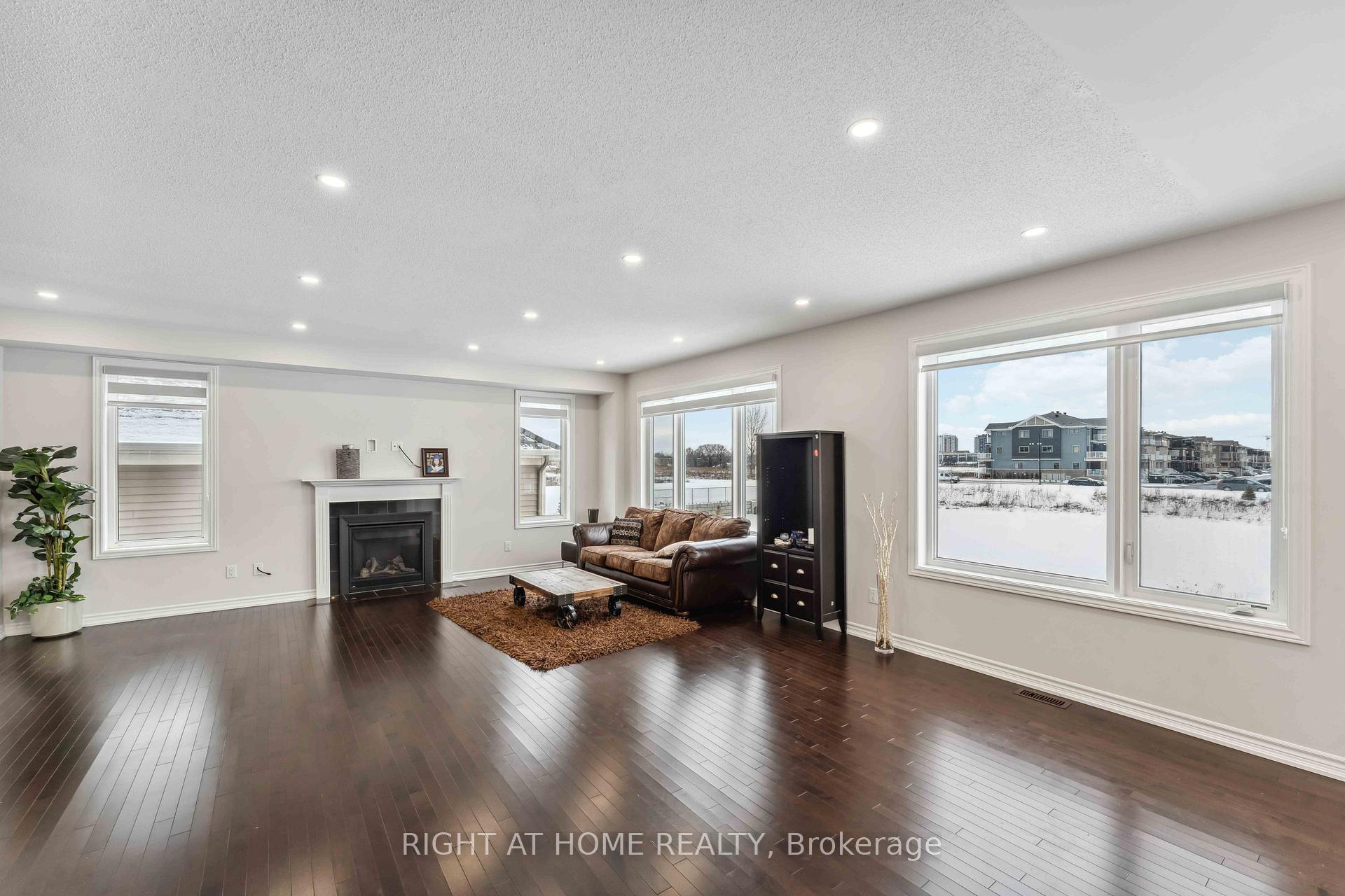 Photo 14 of 109 Point Prim Crescent, Ottawa, Barrhaven - Heritage Park — HOMEH