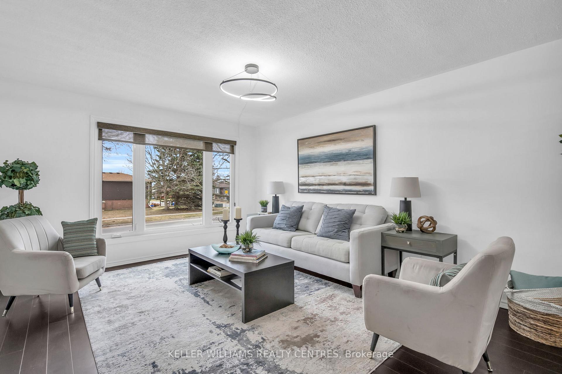 Photo 5 of 8 Armstrong Boulevard, Barrie, Allandale Heights — HOMEH