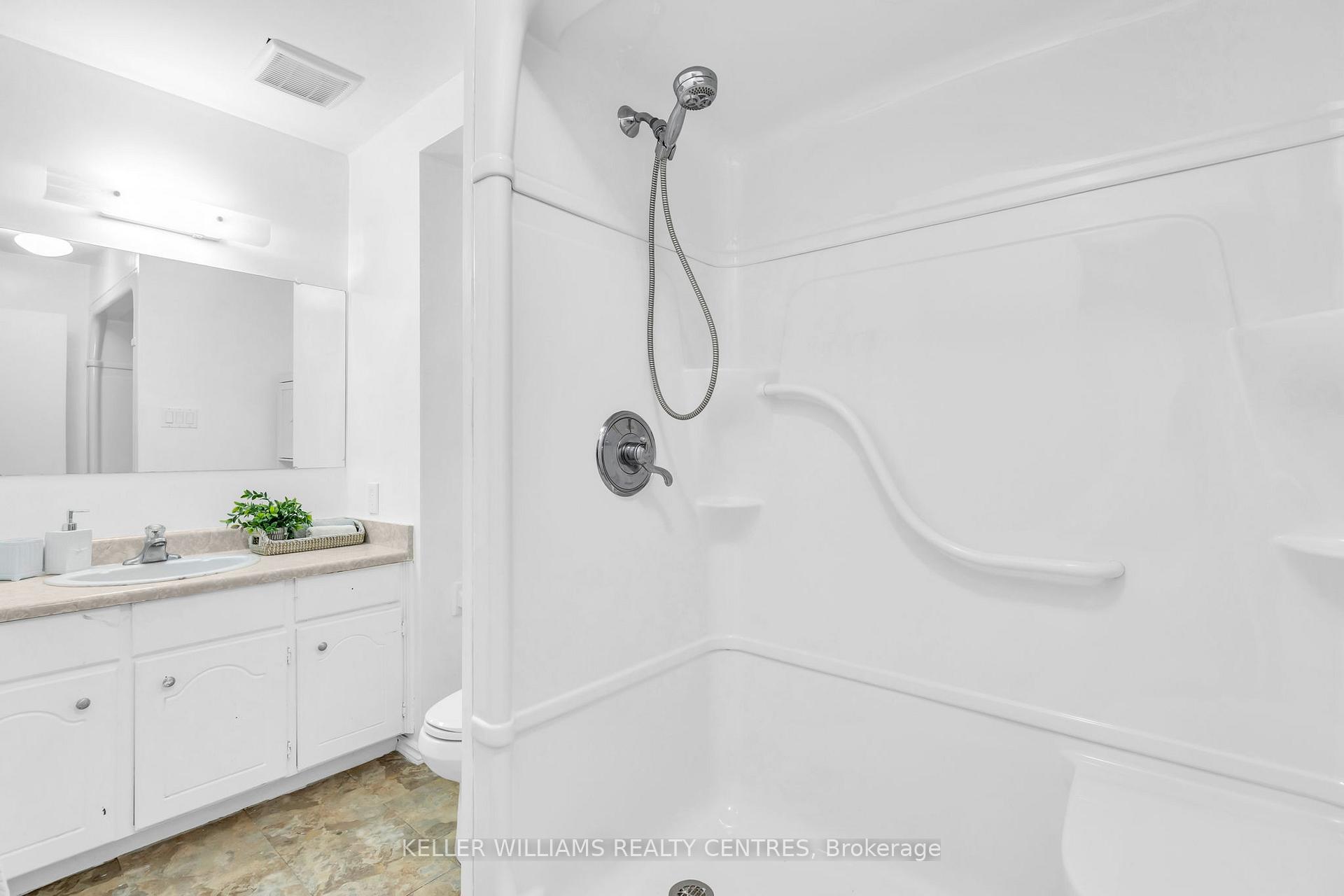 Photo 28 of 8 Armstrong Boulevard, Barrie, Allandale Heights — HOMEH