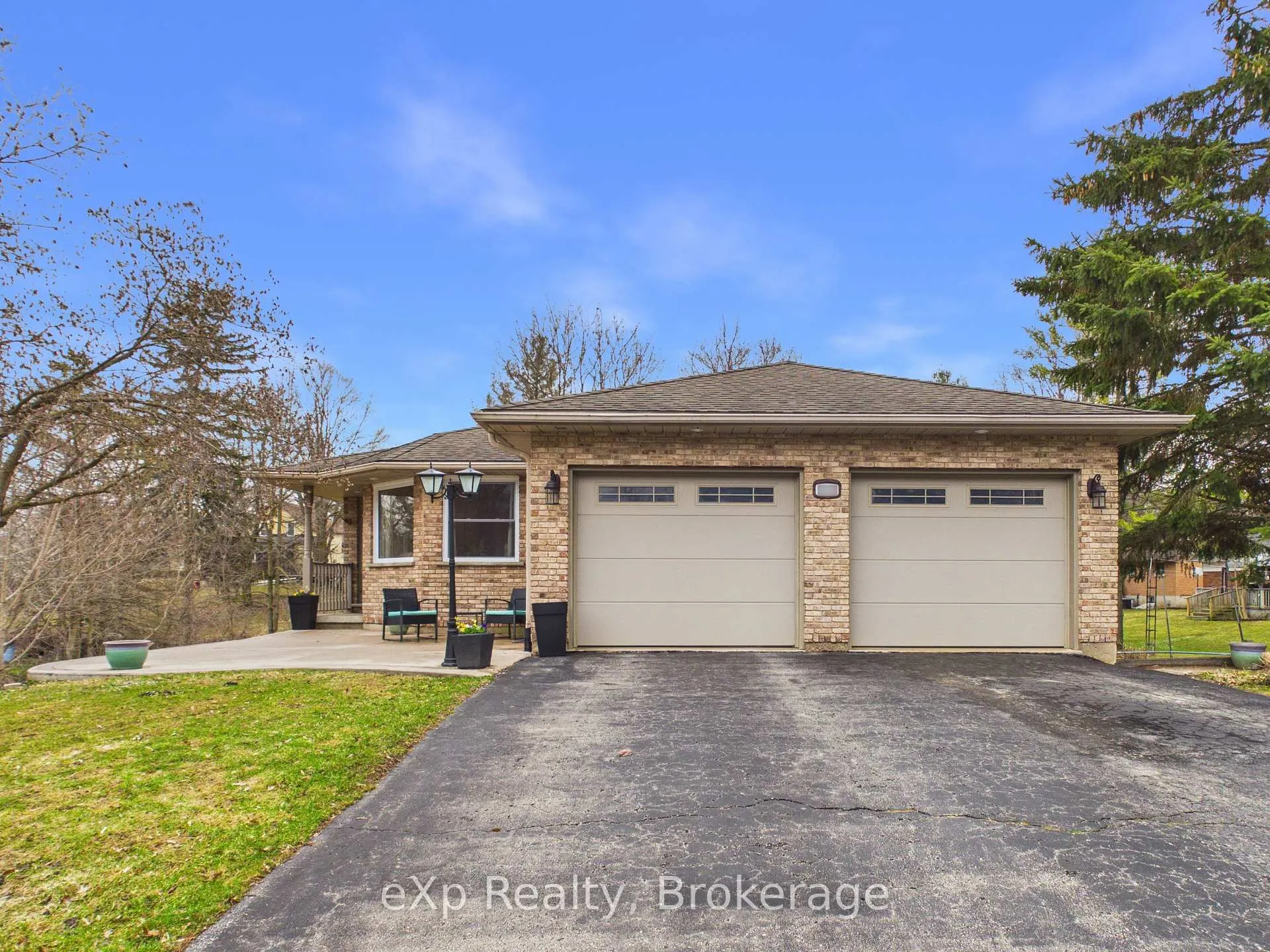 Photo 1 of 308 Mary Street, Brockton — HOMEH