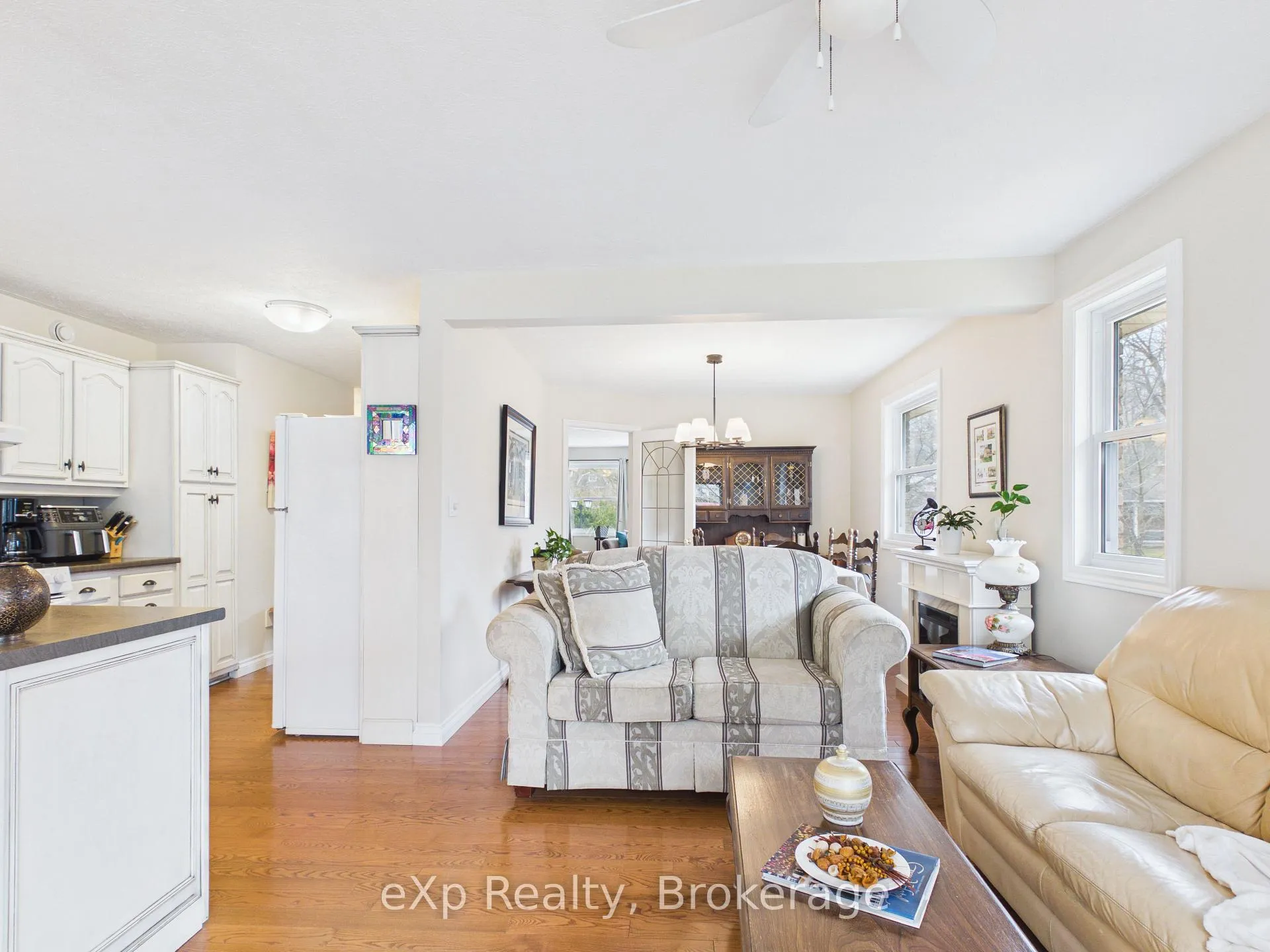 Photo 10 of 308 Mary Street, Brockton — HOMEH