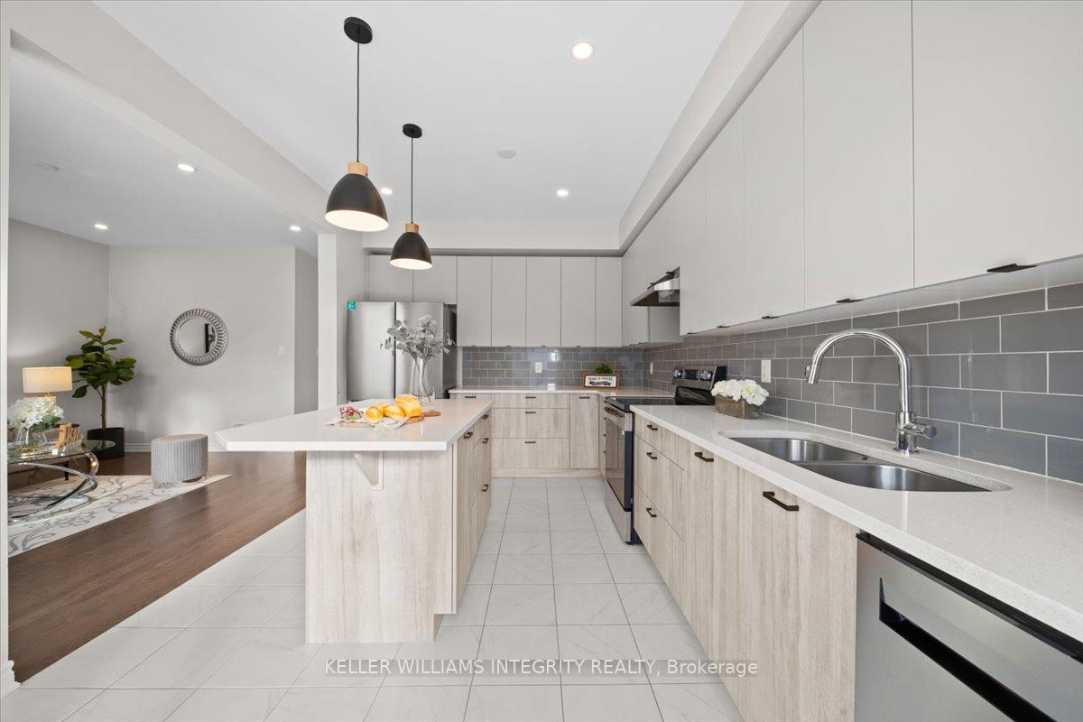 Photo 16 of 846 Snap Hook Crescent, Ottawa, Barrhaven - Half Moon Bay — HOMEH