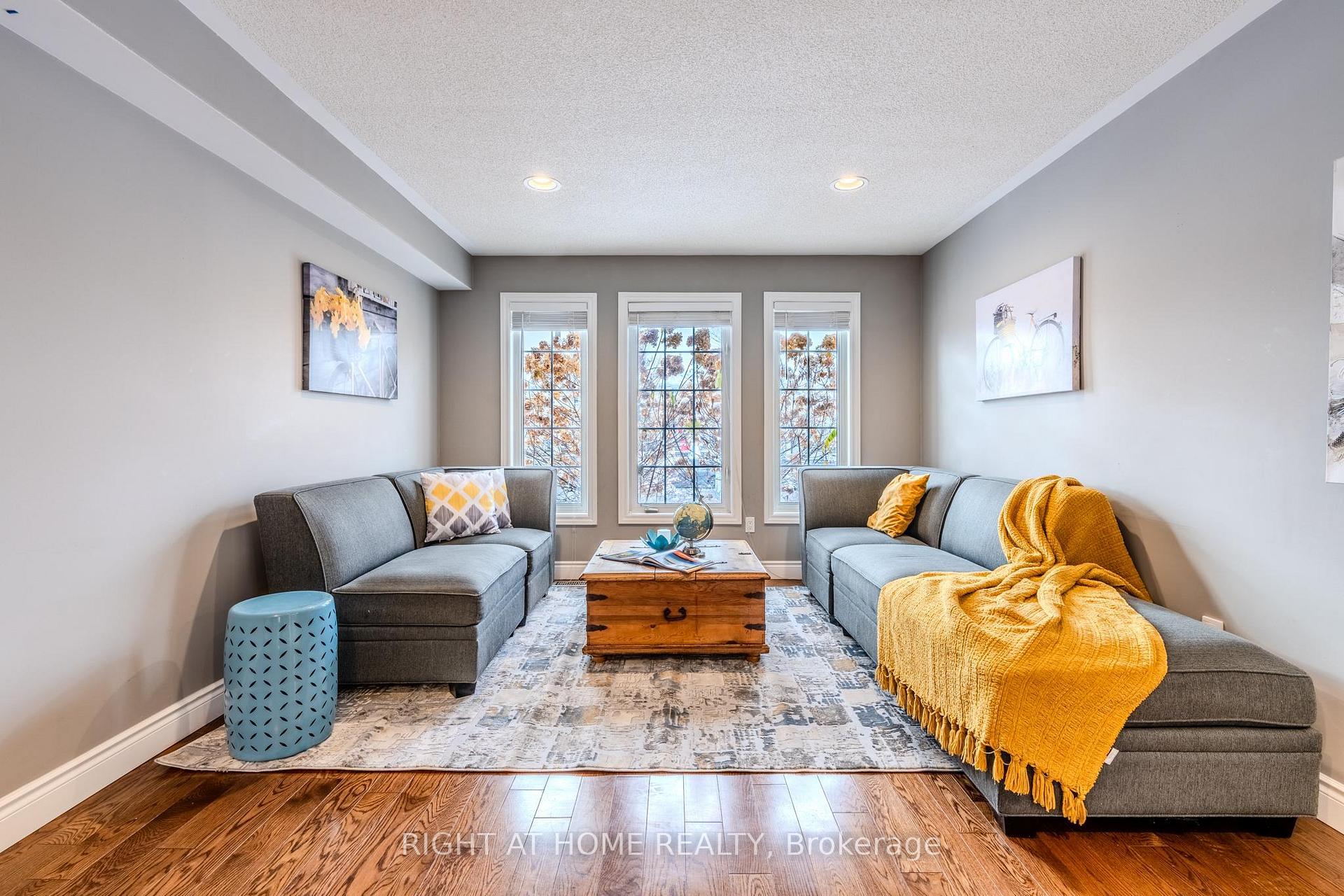 Photo 9 of 33 Knupp Road, Barrie, Edgehill Drive — HOMEH