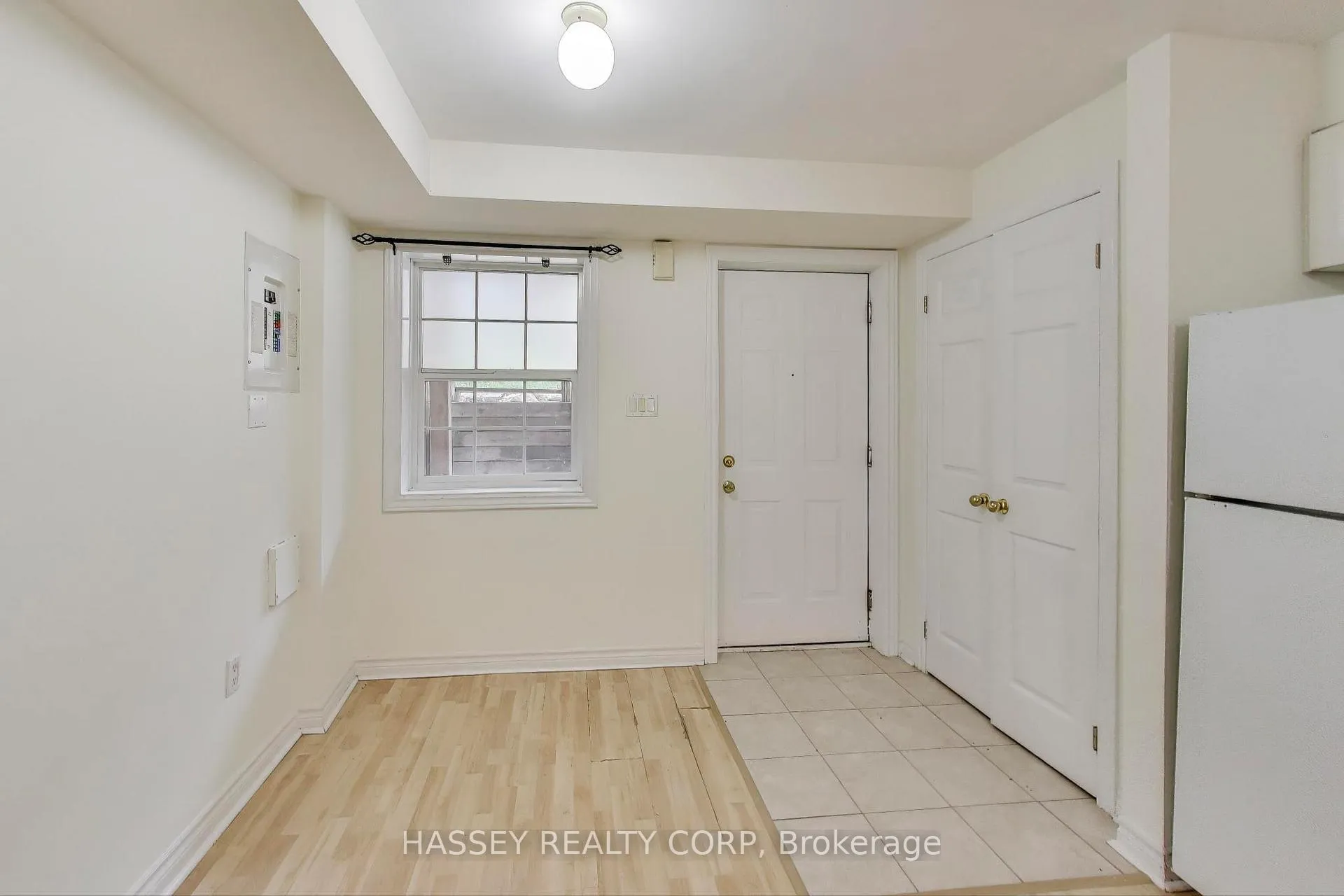 Photo 11 of Unit 37, 361 Essa Road, Barrie, Ardagh — HOMEH
