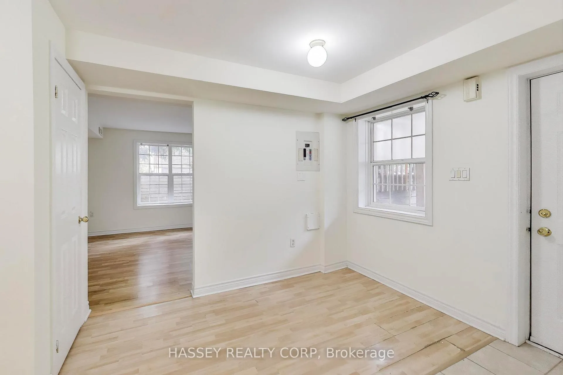 Photo 12 of Unit 37, 361 Essa Road, Barrie, Ardagh — HOMEH