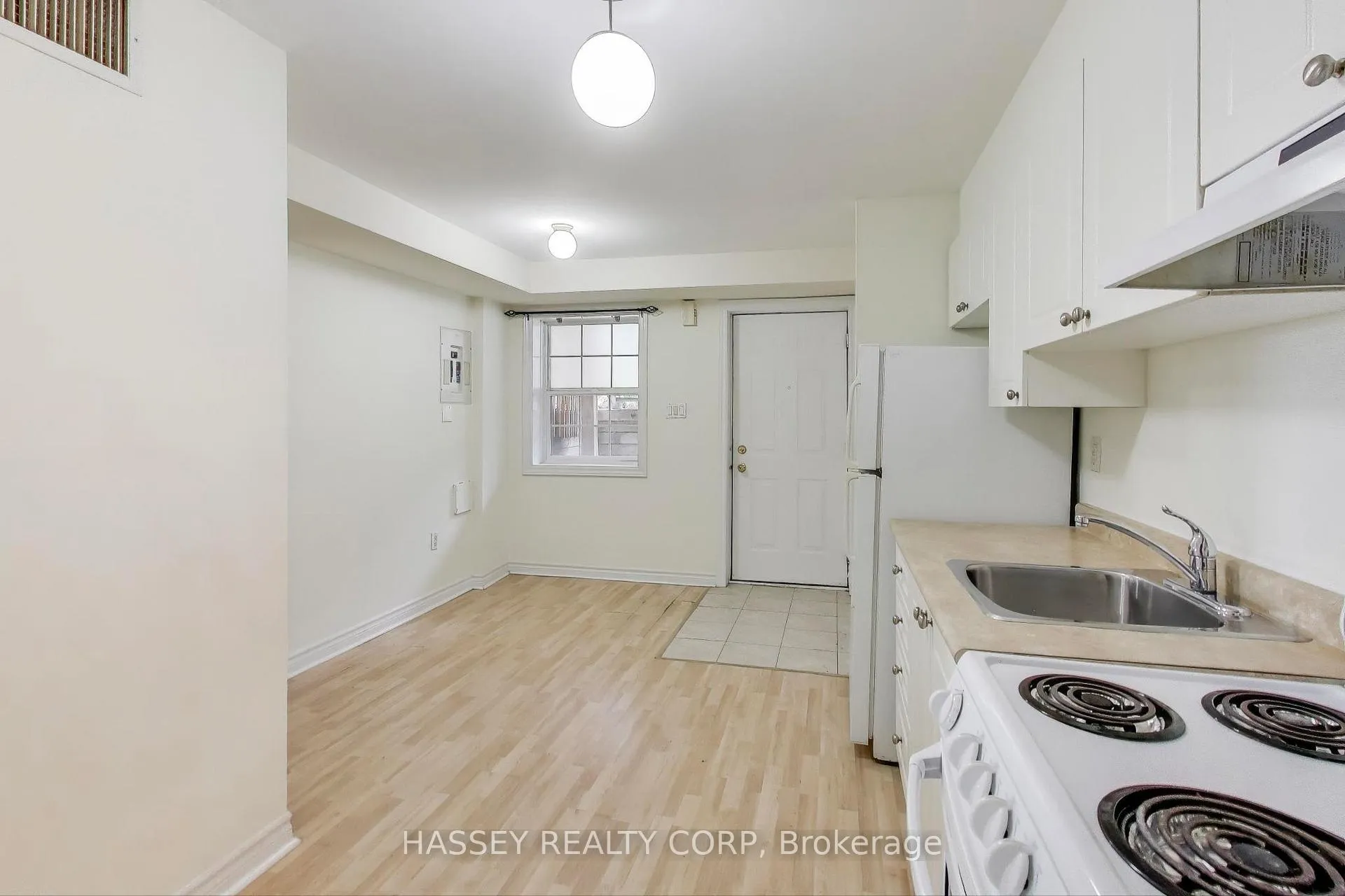Photo 16 of Unit 37, 361 Essa Road, Barrie, Ardagh — HOMEH