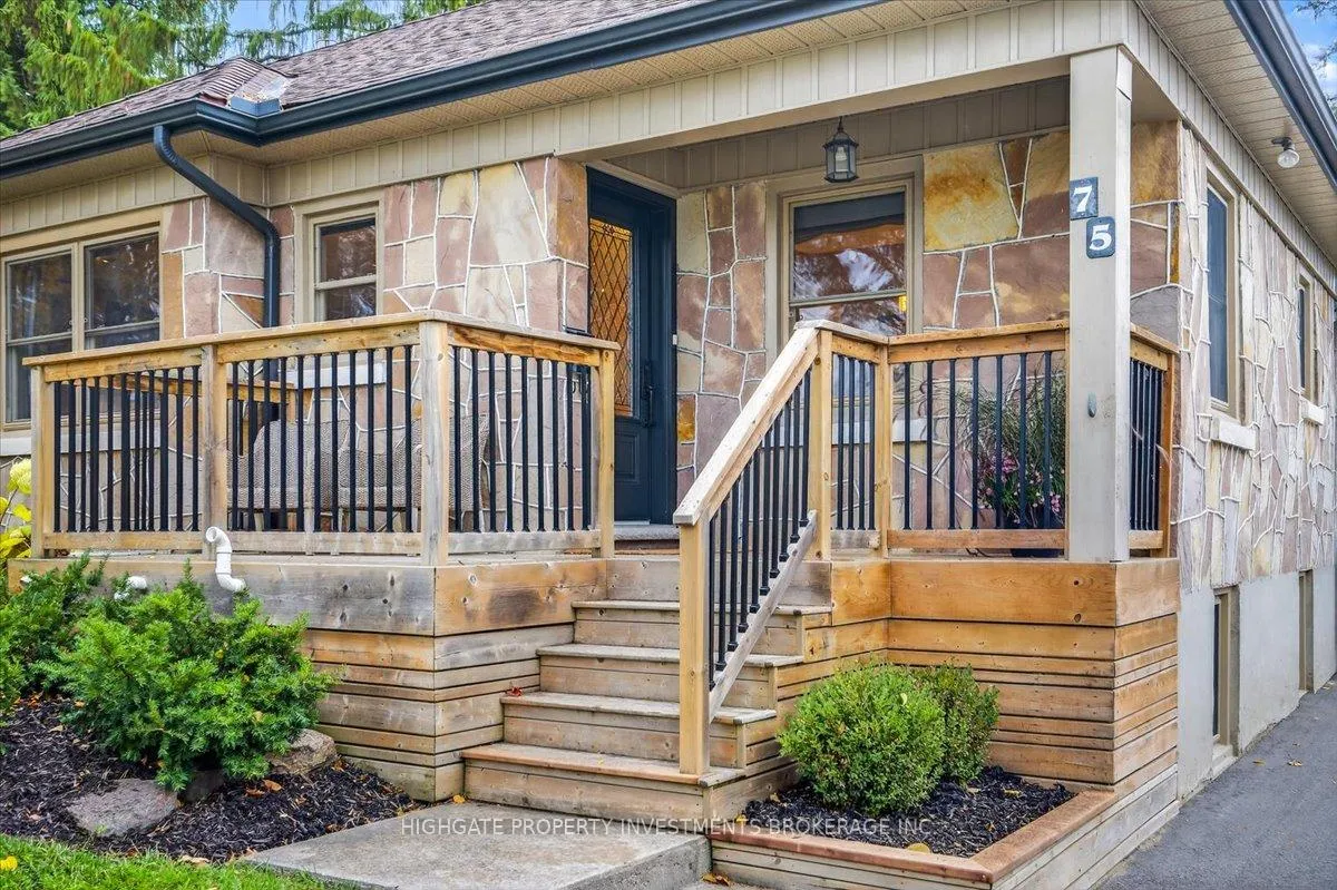 Photo 4 of 75 Dundonald Street N, Barrie, Codrington — HOMEH
