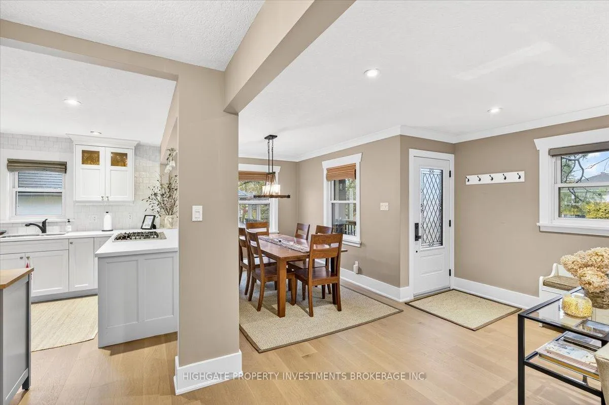 Photo 8 of 75 Dundonald Street N, Barrie, Codrington — HOMEH