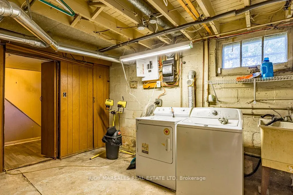 Photo 22 of 132 Tope Crescent, Hamilton, Westdale — HOMEH