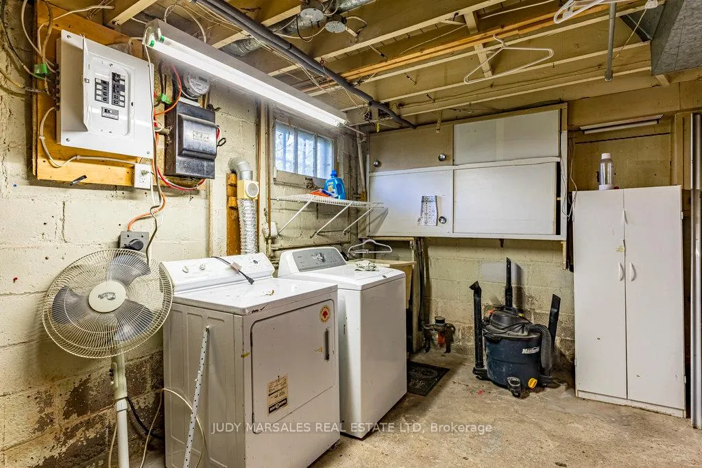 Photo 25 of 132 Tope Crescent, Hamilton, Westdale — HOMEH