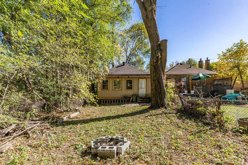 Photo 34 of 132 Tope Crescent, Hamilton, Westdale — HOMEH