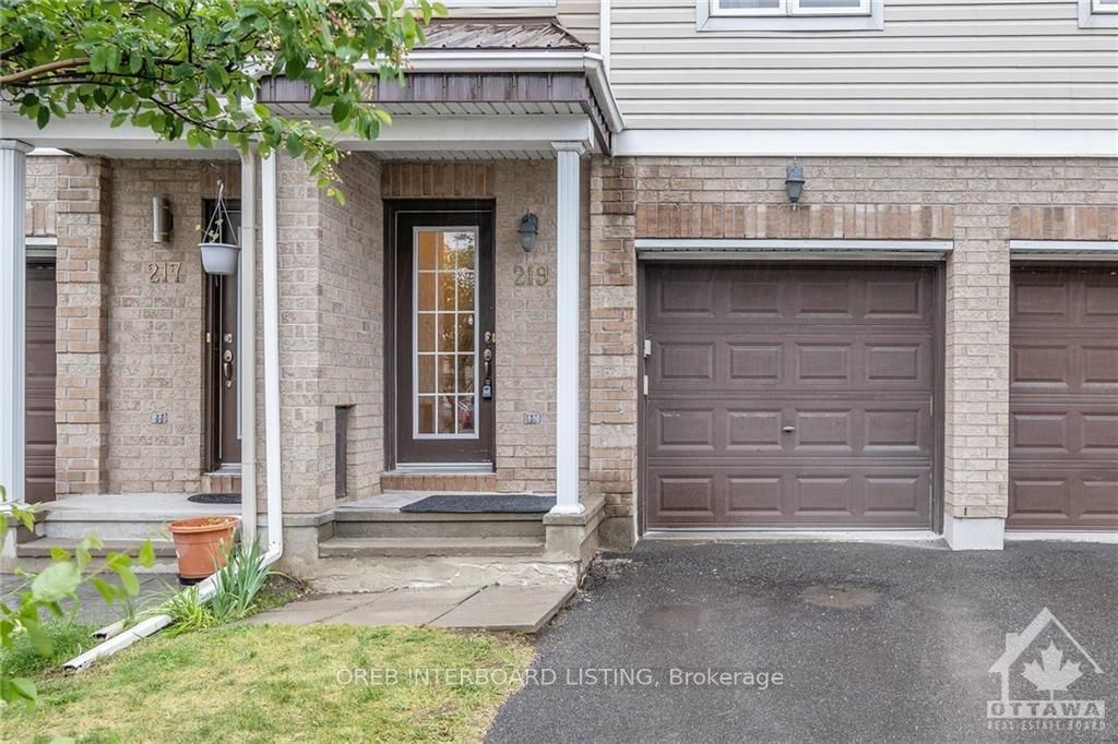 Photo 2 of 219 Kennevale Drive, Ottawa, Barrhaven - Cedargrove/Fraserdale — HOMEH