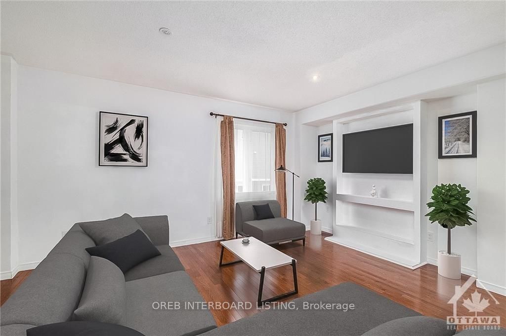 Photo 3 of 219 Kennevale Drive, Ottawa, Barrhaven - Cedargrove/Fraserdale — HOMEH