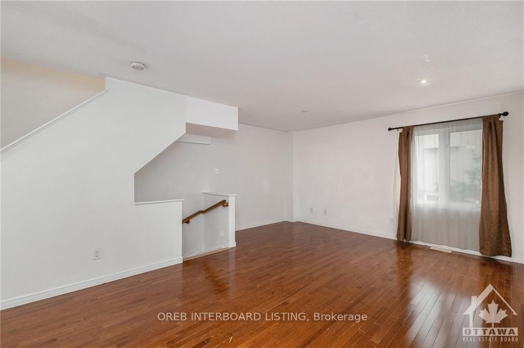 Photo 6 of 219 Kennevale Drive, Ottawa, Barrhaven - Cedargrove/Fraserdale — HOMEH