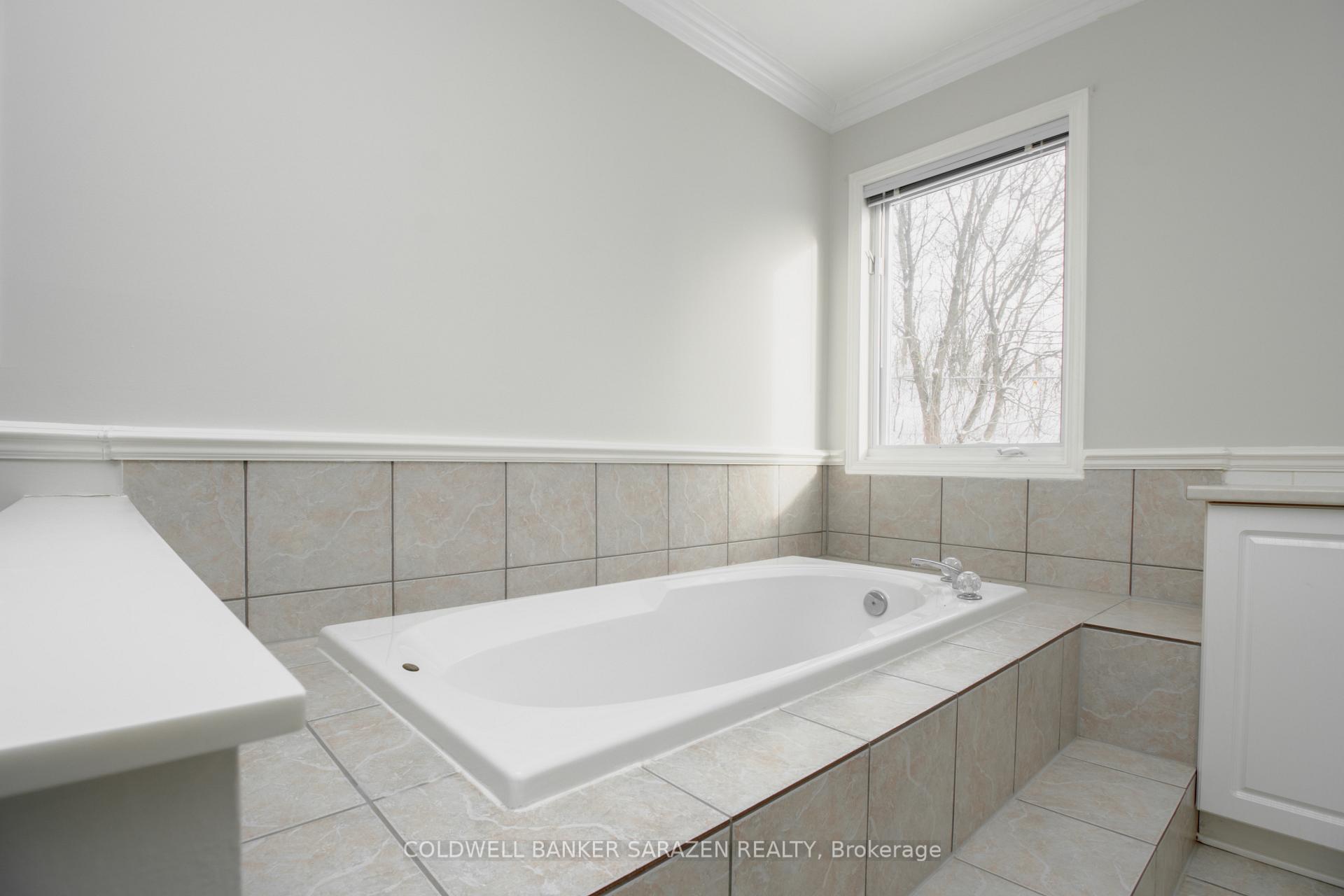 Photo 21 of 2939 Sable Ridge Drive, Ottawa, Upper Hunt Club — HOMEH