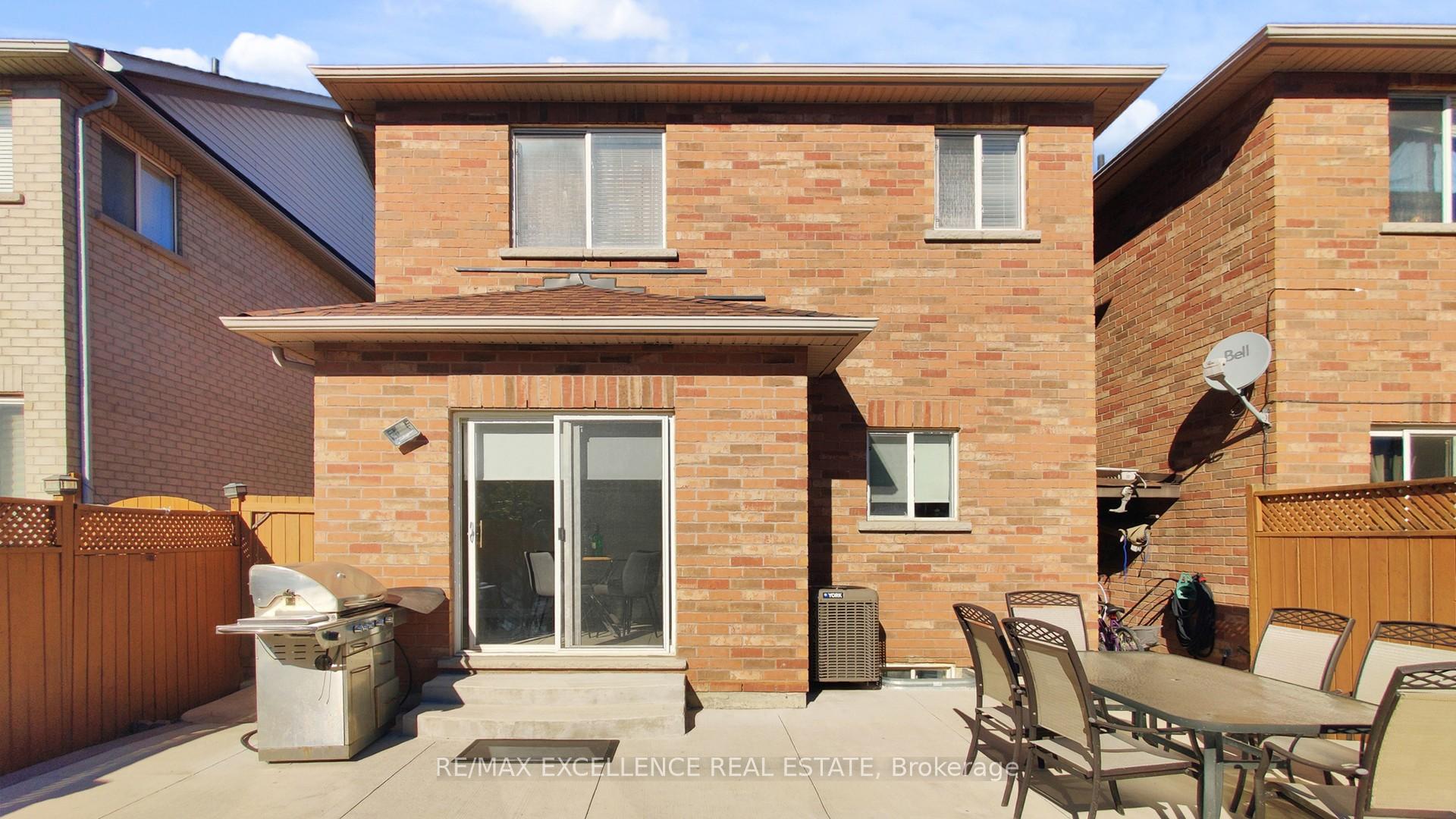 Photo 43 of 21 Overture Lane, Brampton, Bramalea North Industrial — HOMEH