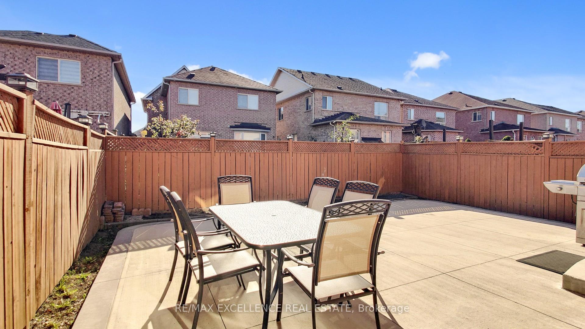 Photo 47 of 21 Overture Lane, Brampton, Bramalea North Industrial — HOMEH