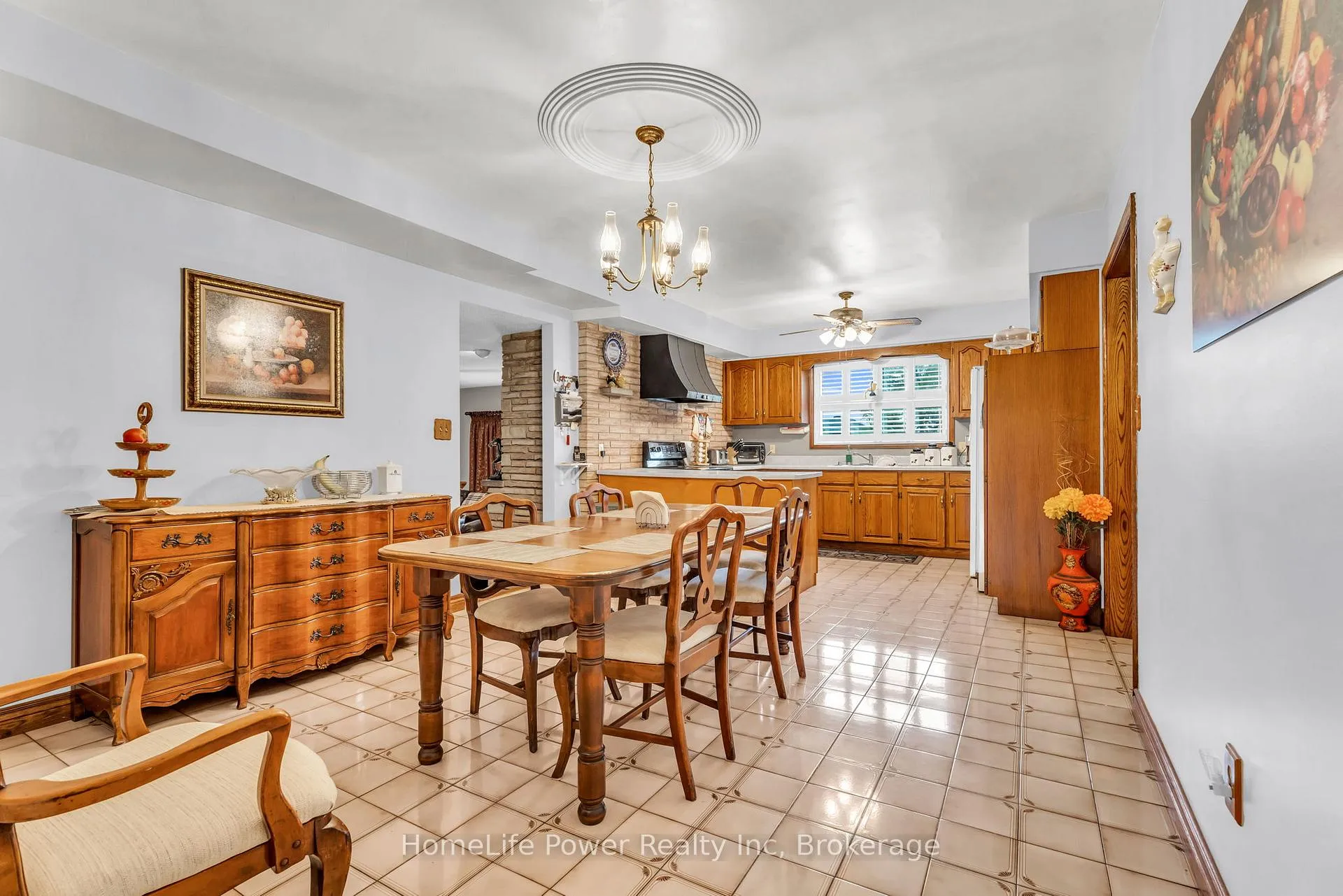 Photo 13 of 6 Leckie Avenue, Hamilton, Stoney Creek Mountain — HOMEH