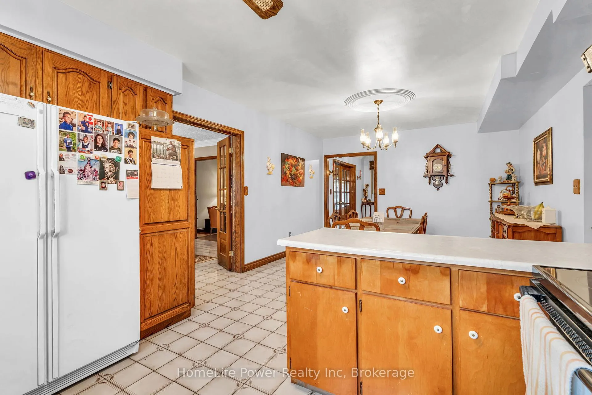 Photo 18 of 6 Leckie Avenue, Hamilton, Stoney Creek Mountain — HOMEH