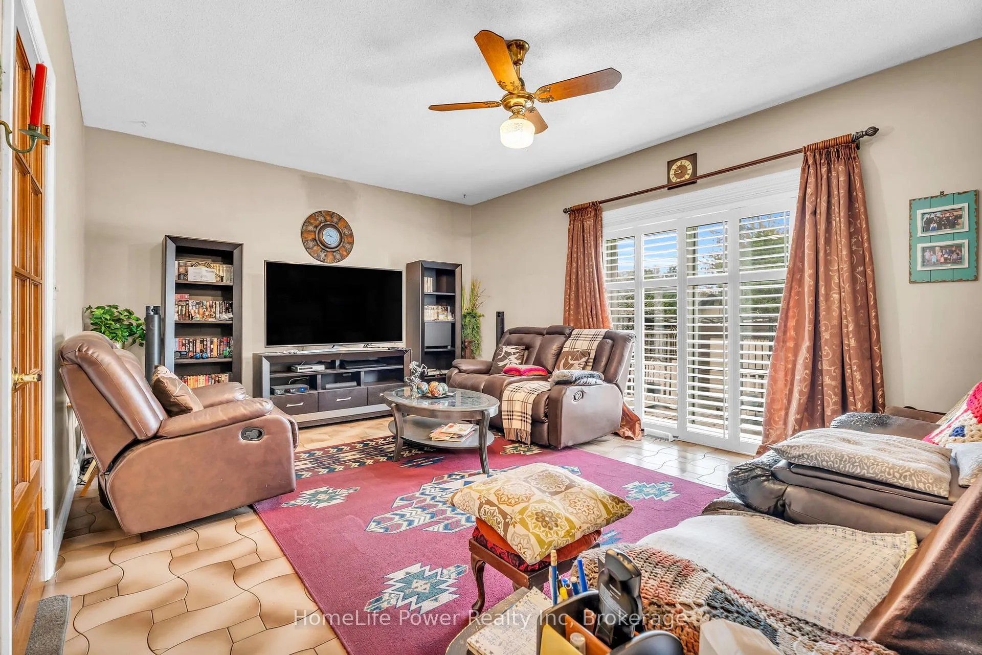 Photo 21 of 6 Leckie Avenue, Hamilton, Stoney Creek Mountain — HOMEH
