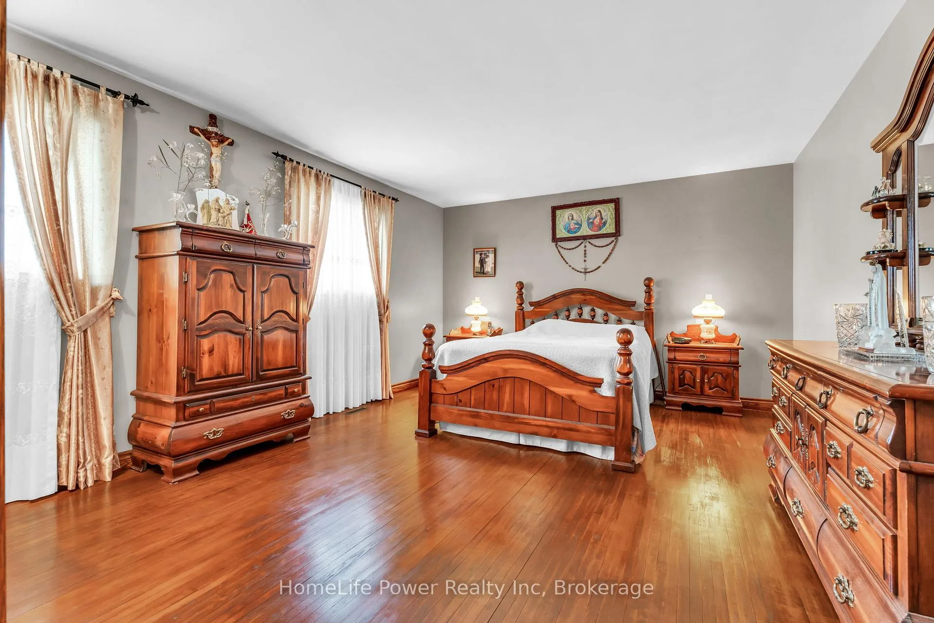 Photo 28 of 6 Leckie Avenue, Hamilton, Stoney Creek Mountain — HOMEH