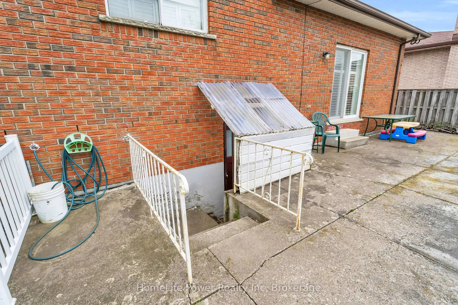 Photo 39 of 6 Leckie Avenue, Hamilton, Stoney Creek Mountain — HOMEH