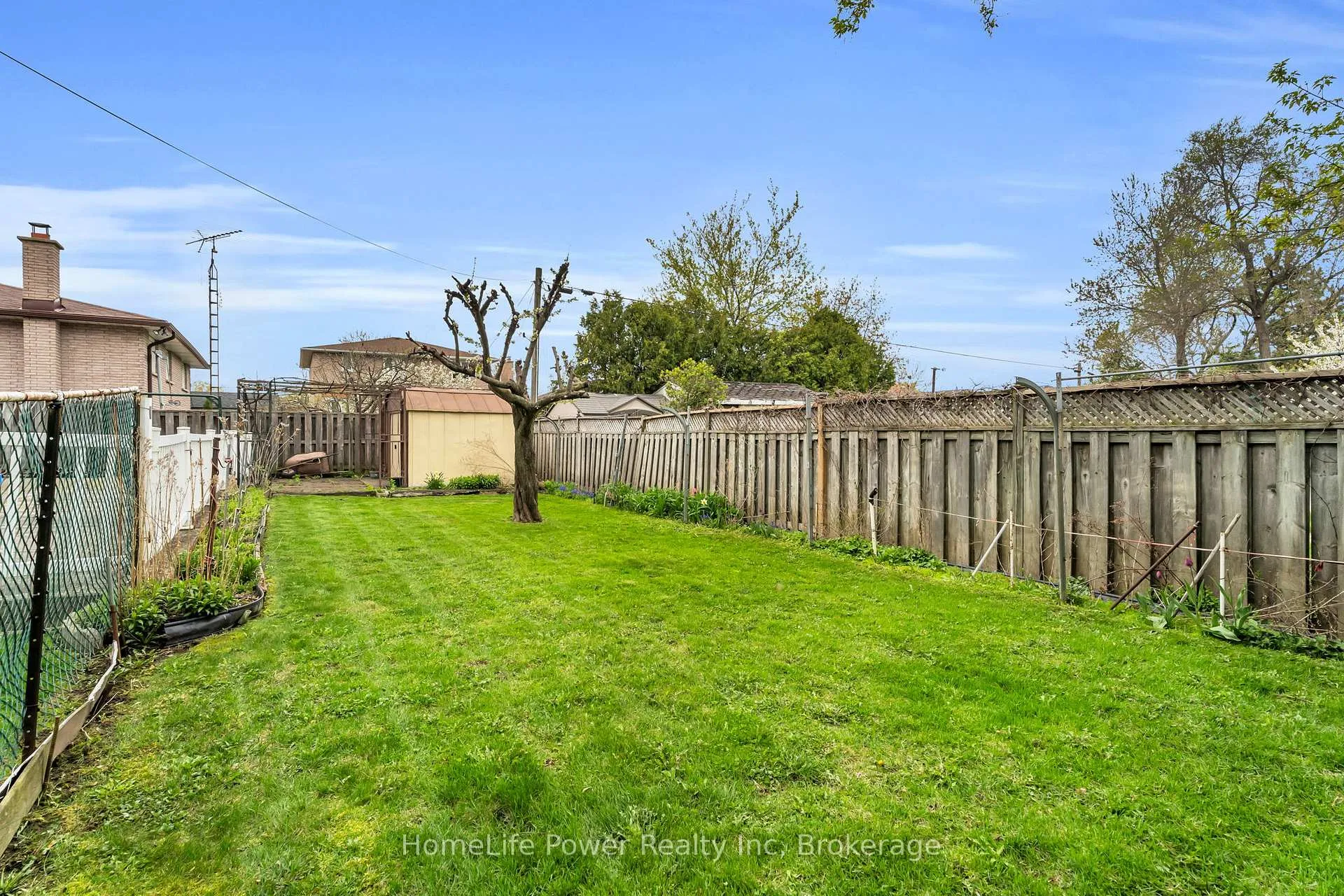 Photo 44 of 6 Leckie Avenue, Hamilton, Stoney Creek Mountain — HOMEH