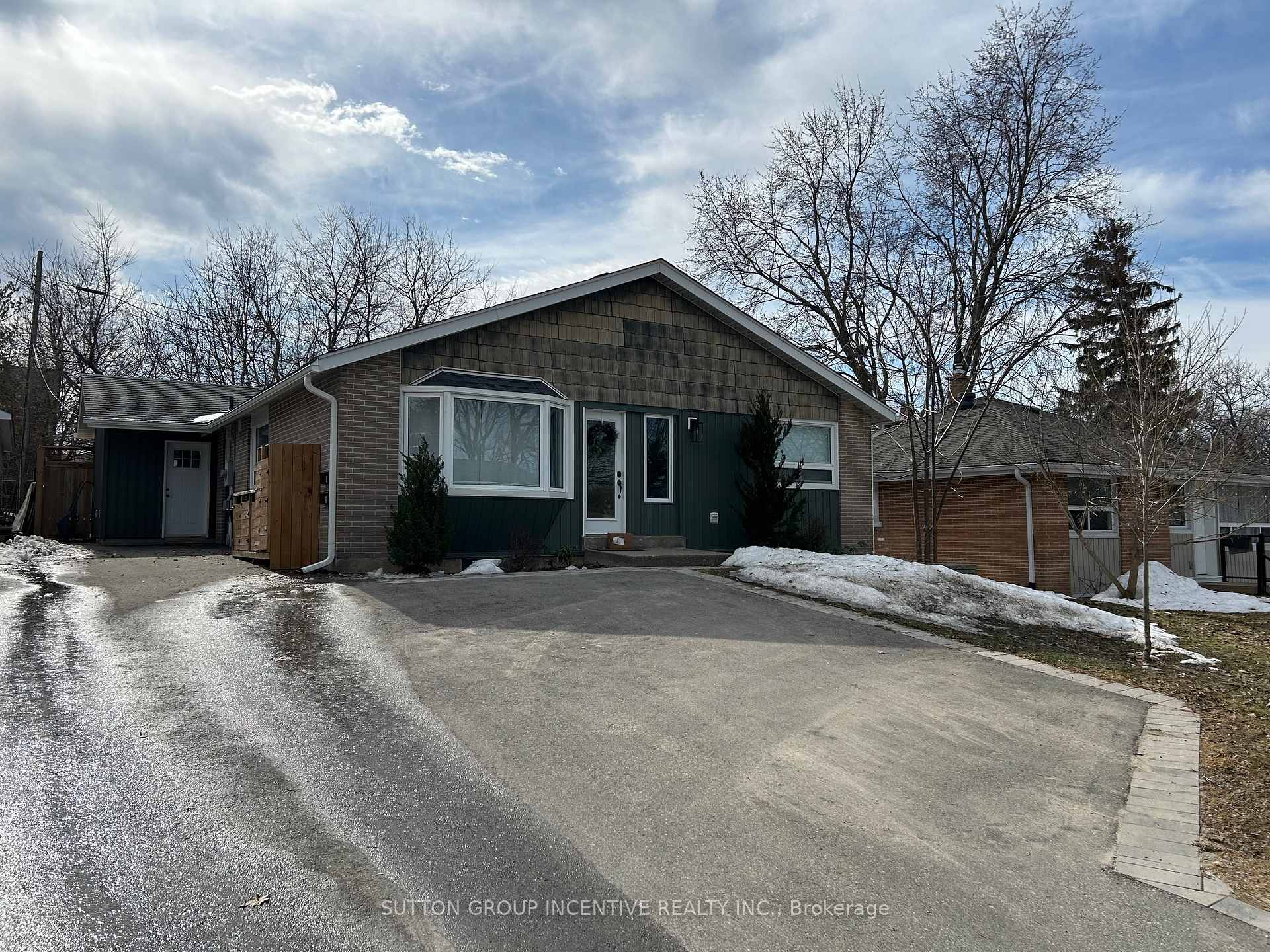 Photo 2 of 75 Queen Street, Barrie, Codrington — HOMEH