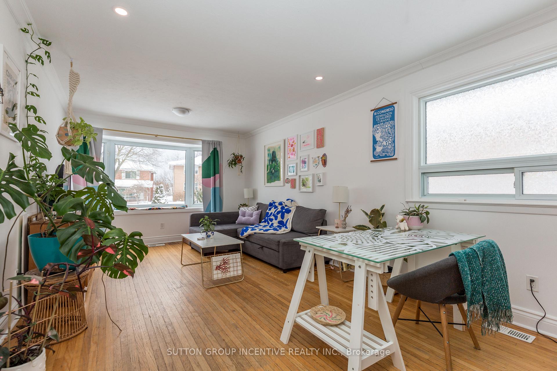 Photo 3 of 75 Queen Street, Barrie, Codrington — HOMEH