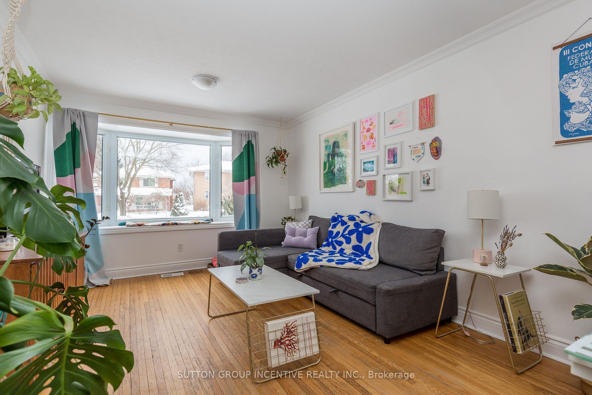Photo 4 of 75 Queen Street, Barrie, Codrington — HOMEH