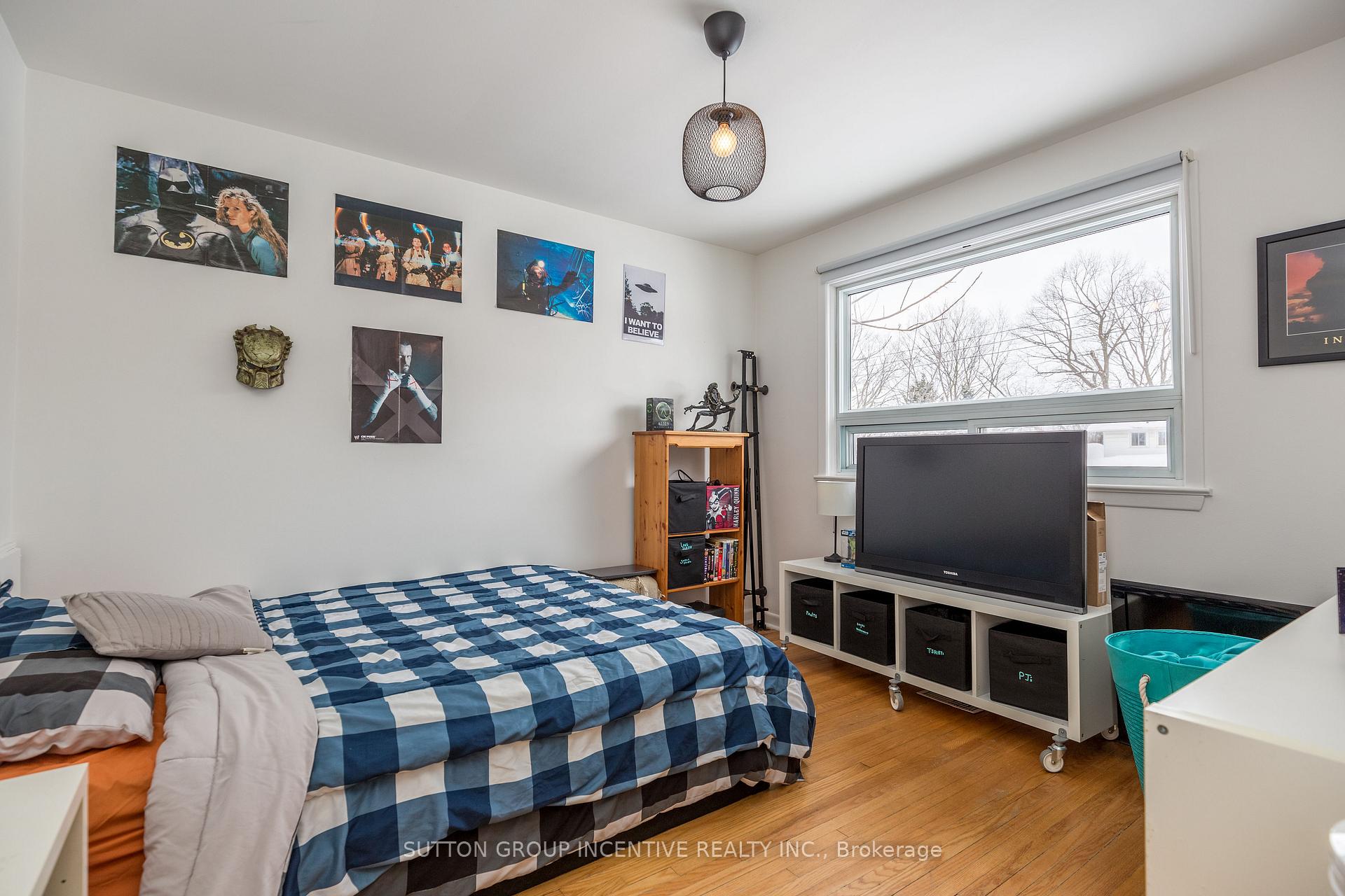 Photo 21 of 75 Queen Street, Barrie, Codrington — HOMEH