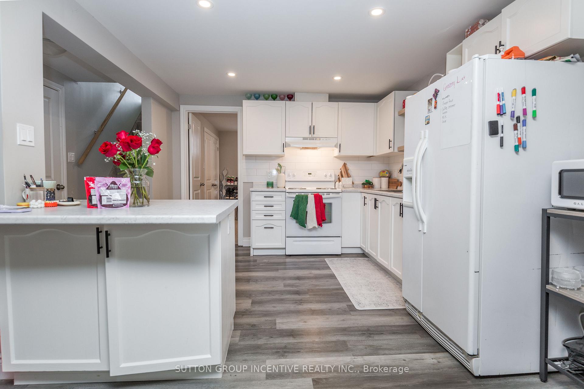 Photo 30 of 75 Queen Street, Barrie, Codrington — HOMEH