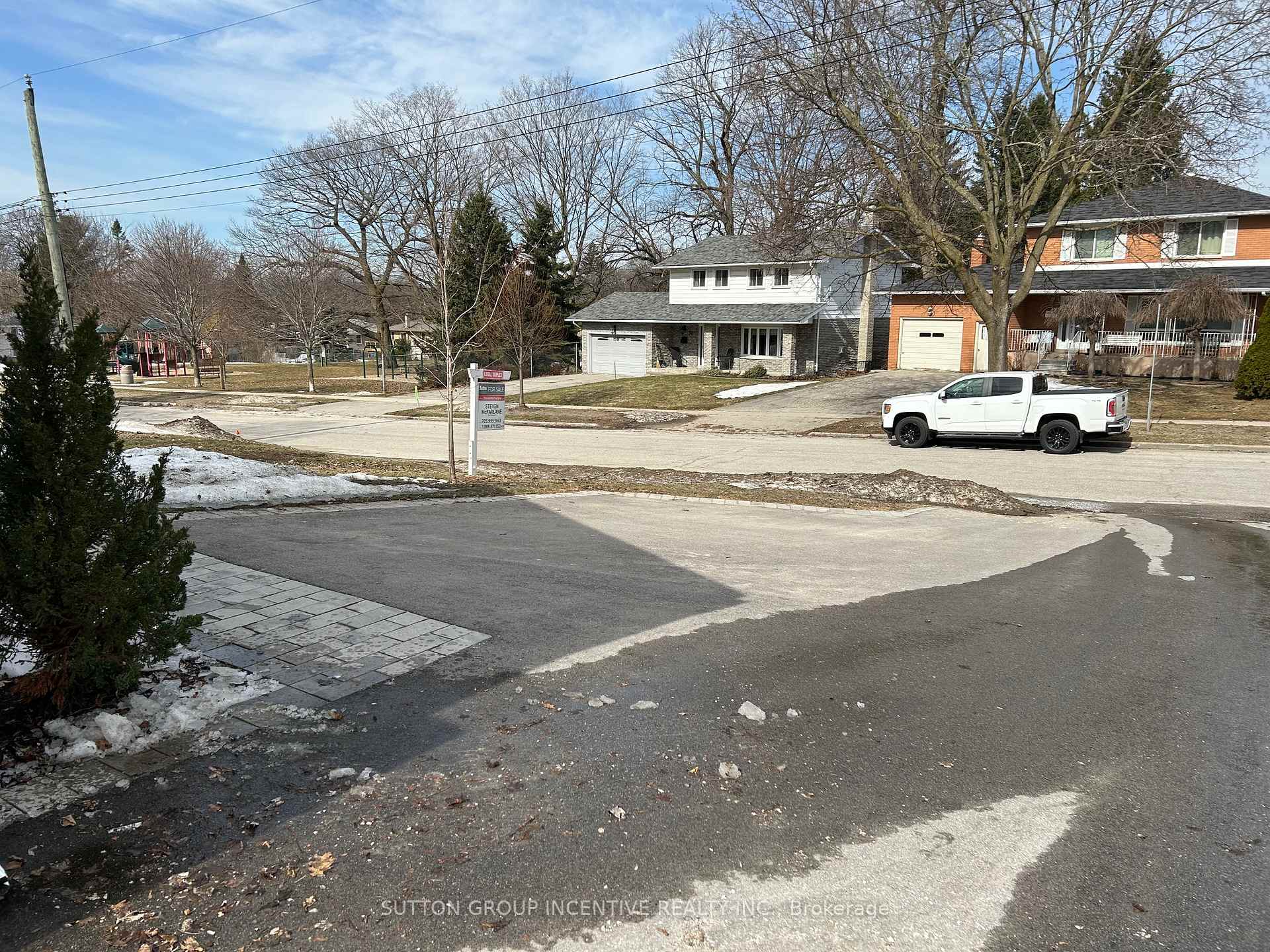 Photo 48 of 75 Queen Street, Barrie, Codrington — HOMEH