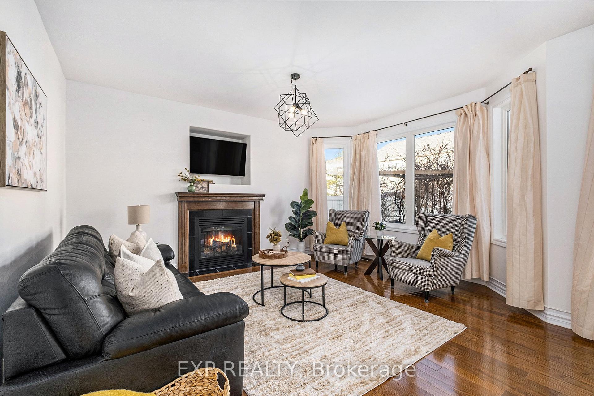 Photo 8 of 2174 Sunset Cove Circle, Ottawa, Barrhaven - Half Moon Bay — HOMEH
