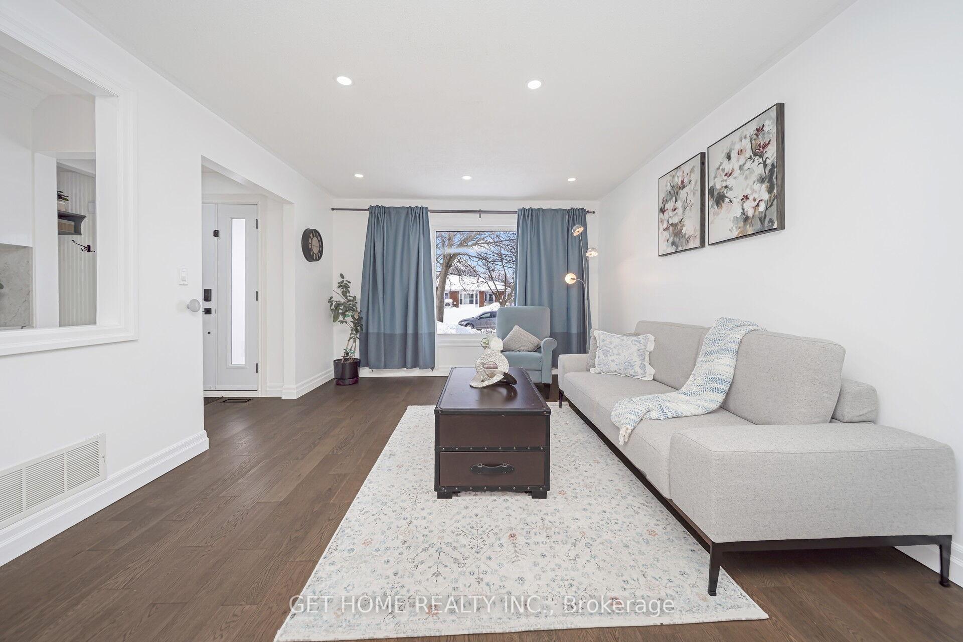Photo 7 of 2446 Martin Court, Burlington, Mountainside — HOMEH