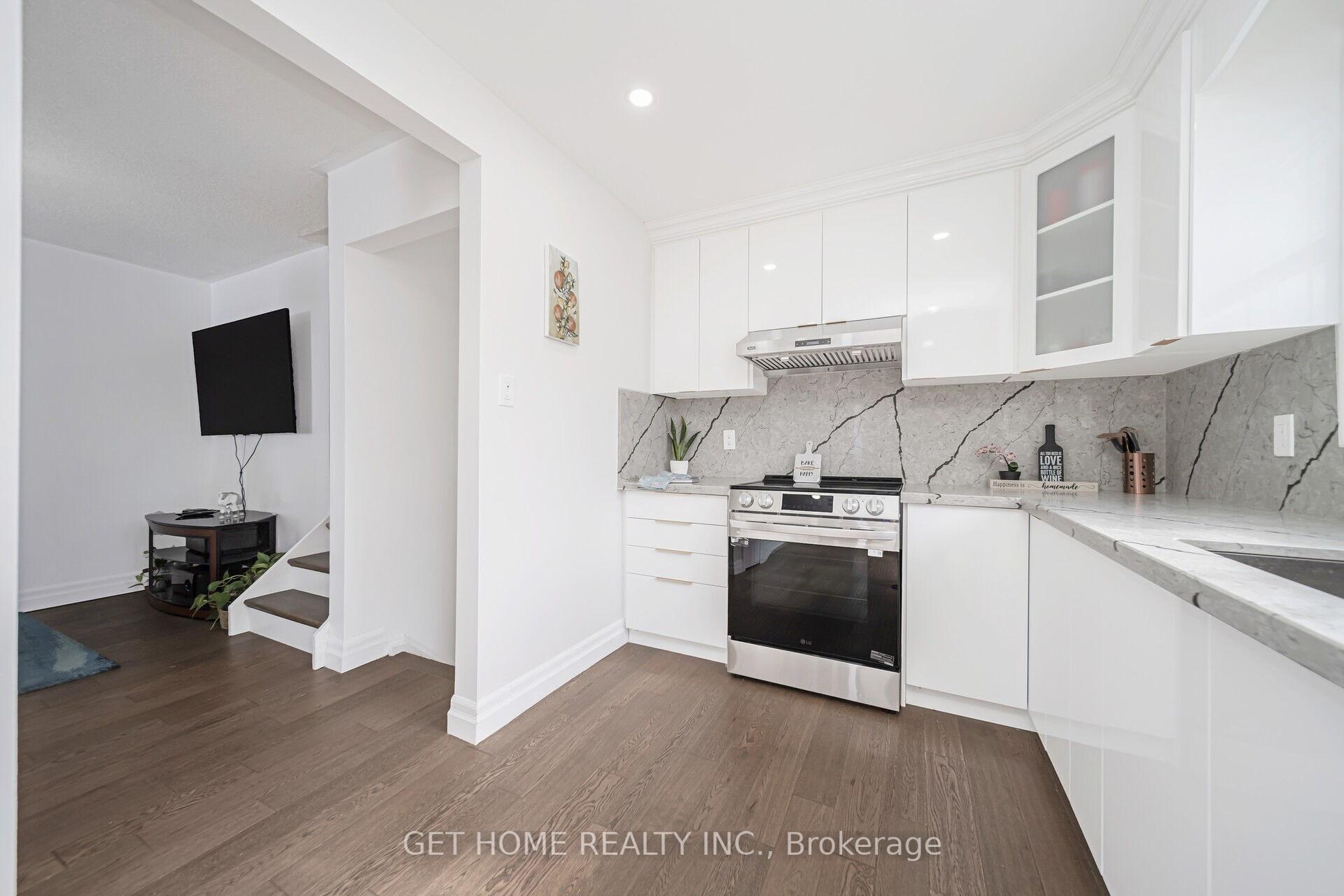 Photo 13 of 2446 Martin Court, Burlington, Mountainside — HOMEH