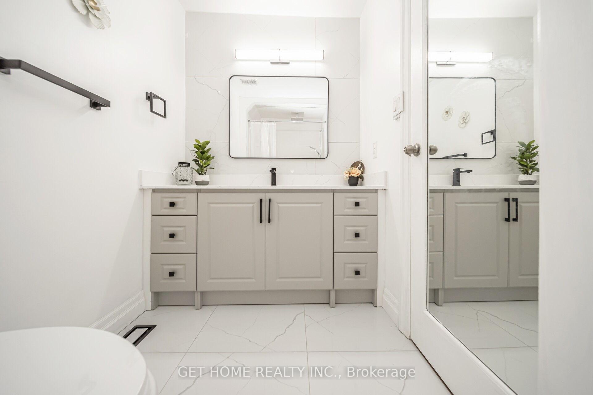 Photo 22 of 2446 Martin Court, Burlington, Mountainside — HOMEH