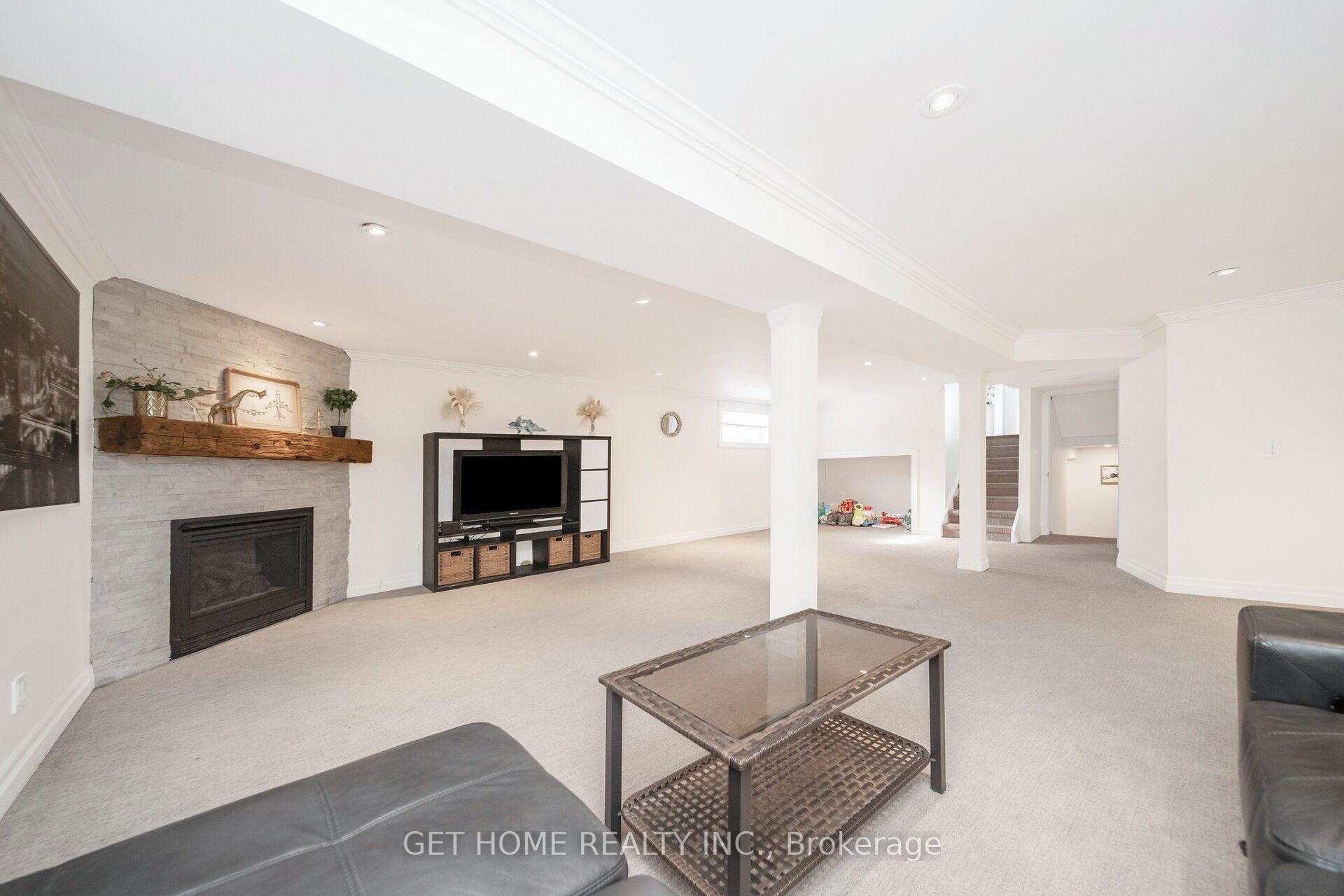 Photo 35 of 2446 Martin Court, Burlington, Mountainside — HOMEH