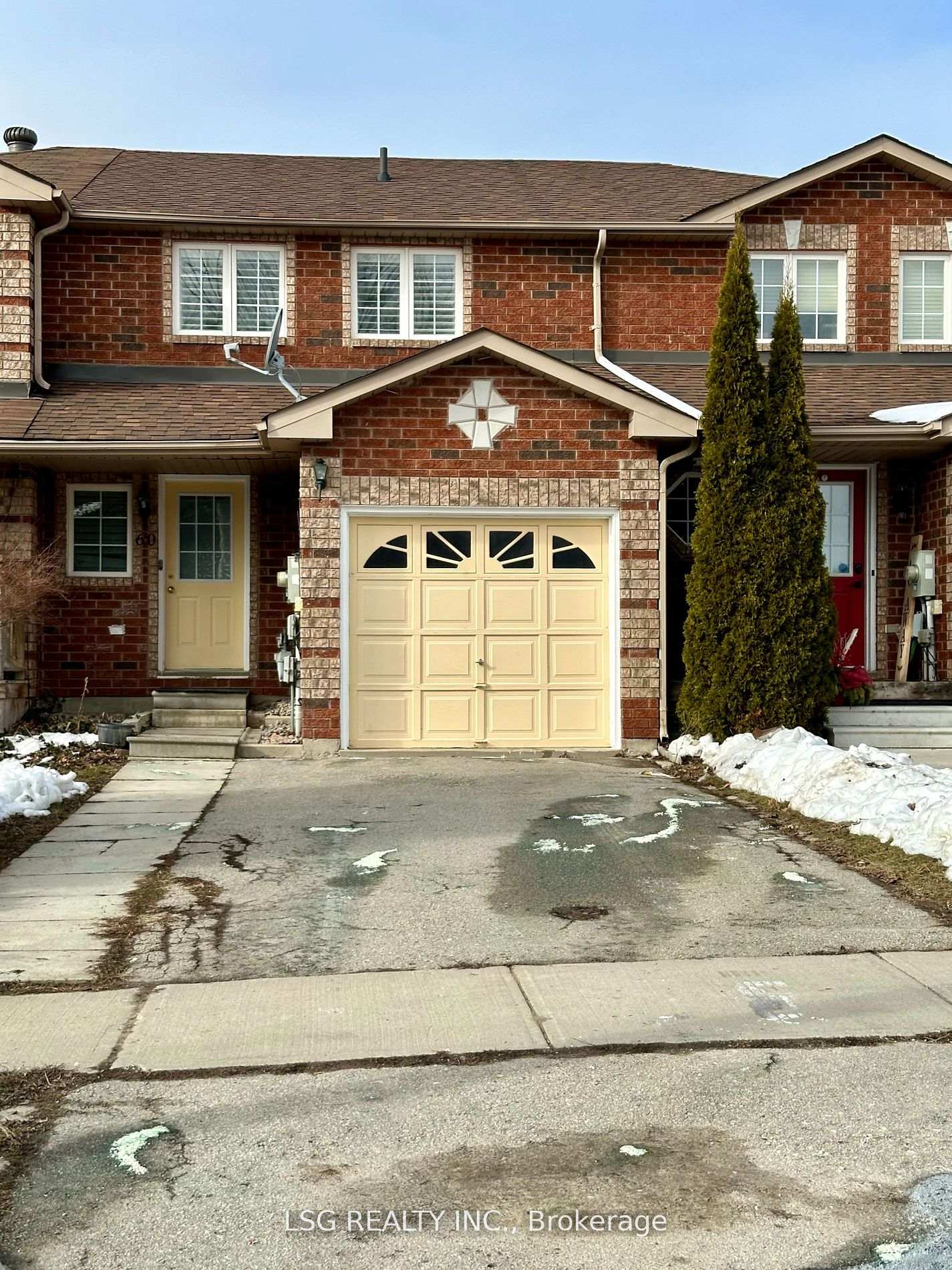 Photo 2 of 60 Larkin Drive, Barrie, Georgian Drive — HOMEH