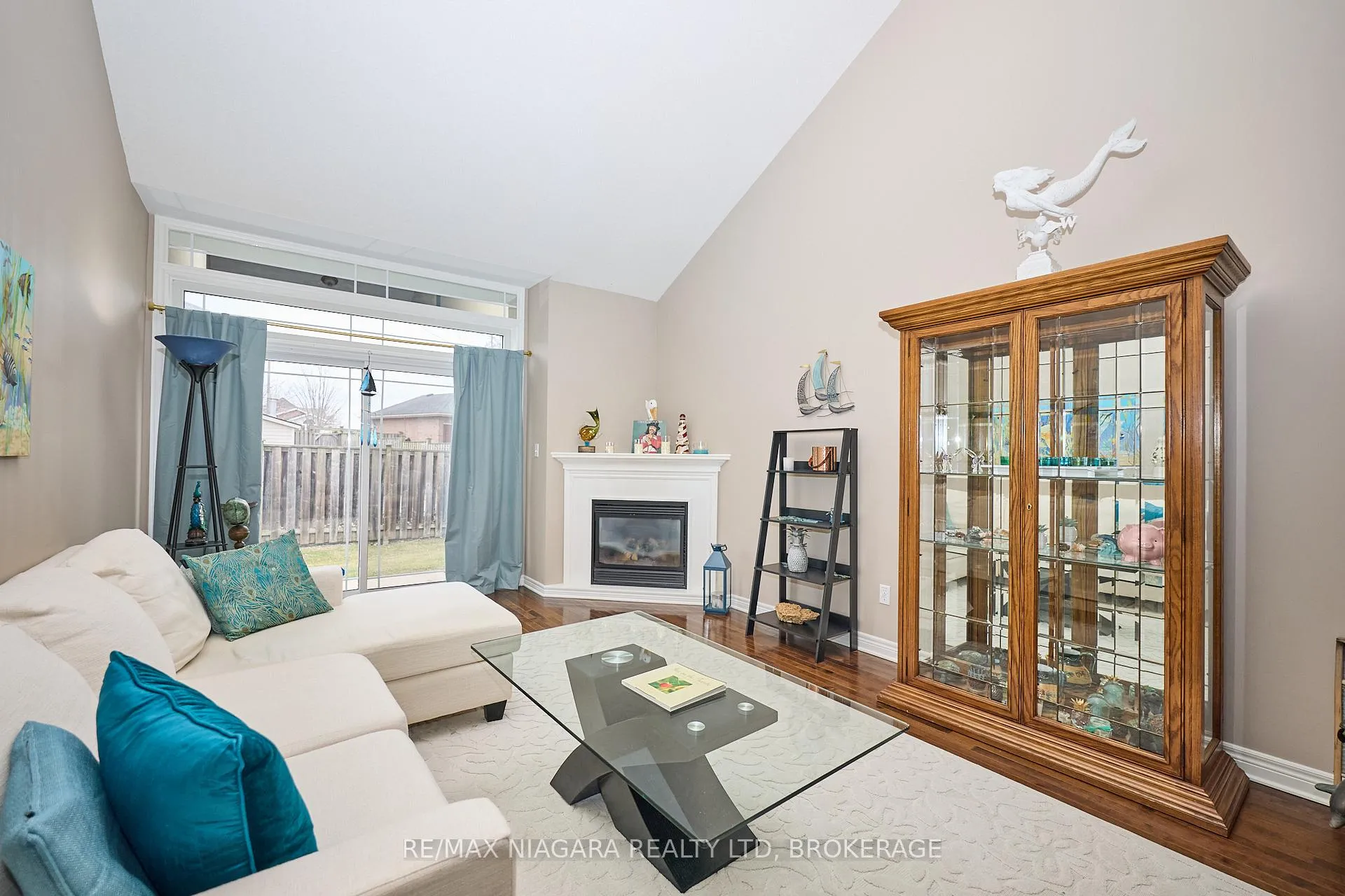 Photo 16 of Unit 10, 4300 Kalar Road, Niagara Falls, Ascot — HOMEH