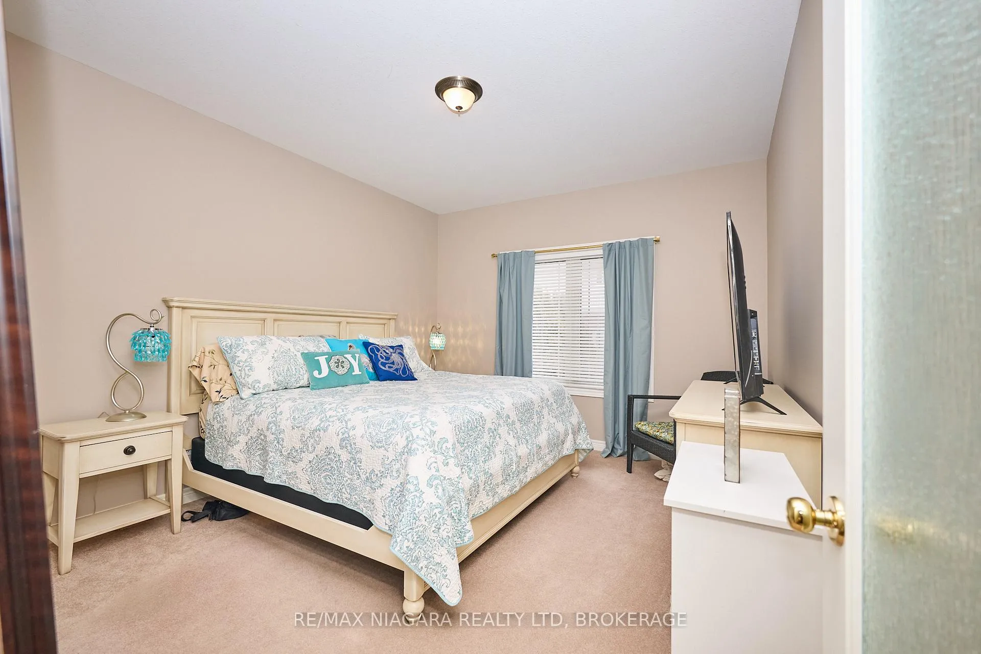 Photo 23 of Unit 10, 4300 Kalar Road, Niagara Falls, Ascot — HOMEH