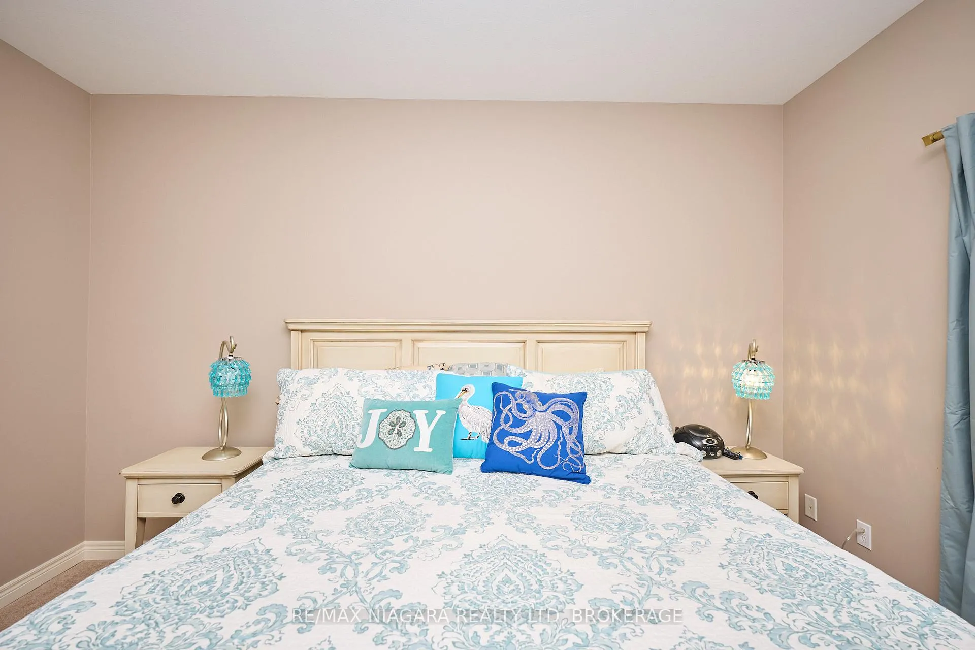 Photo 25 of Unit 10, 4300 Kalar Road, Niagara Falls, Ascot — HOMEH