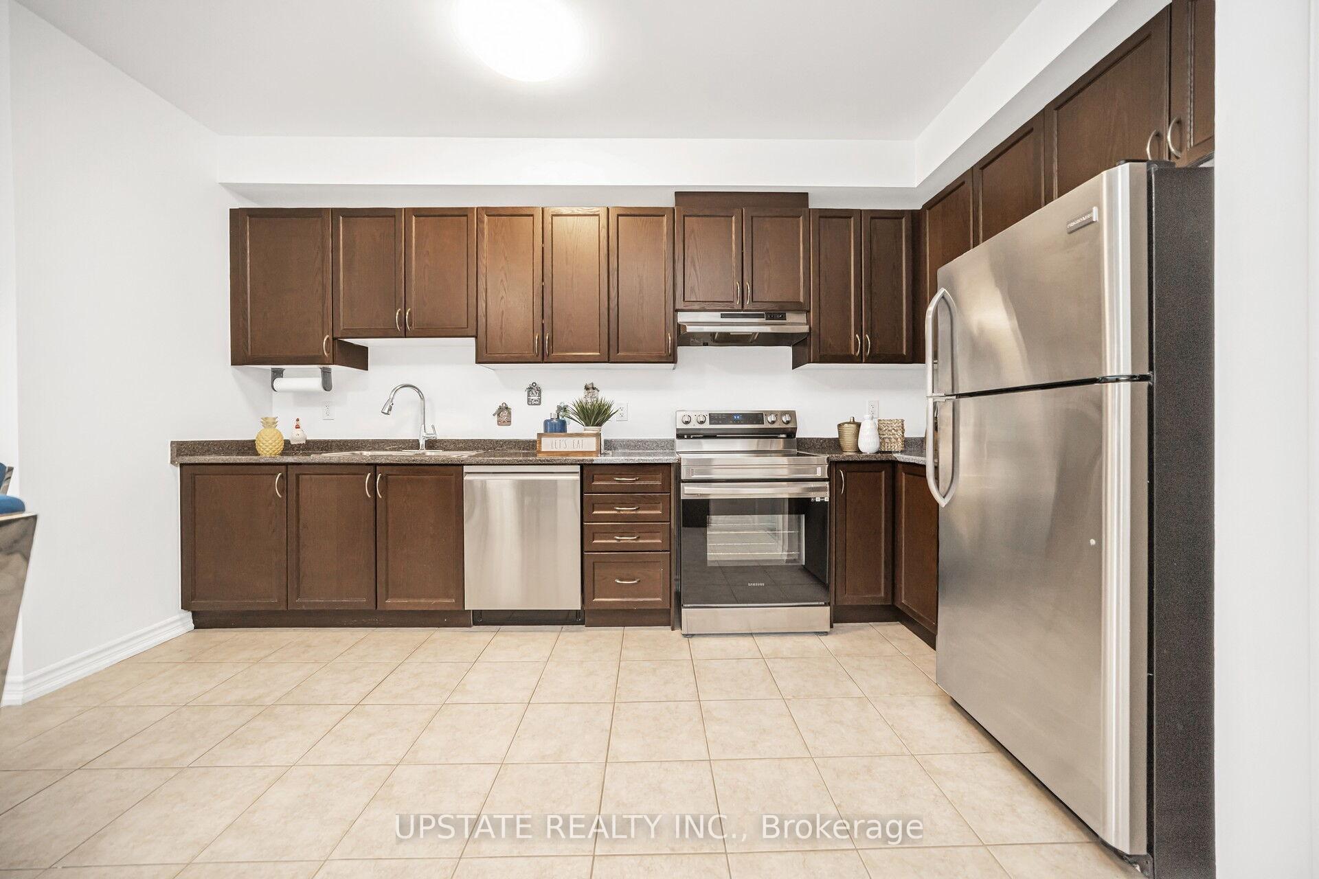 Photo 9 of 5 Telegraph Street, Brampton, Heart Lake East — HOMEH