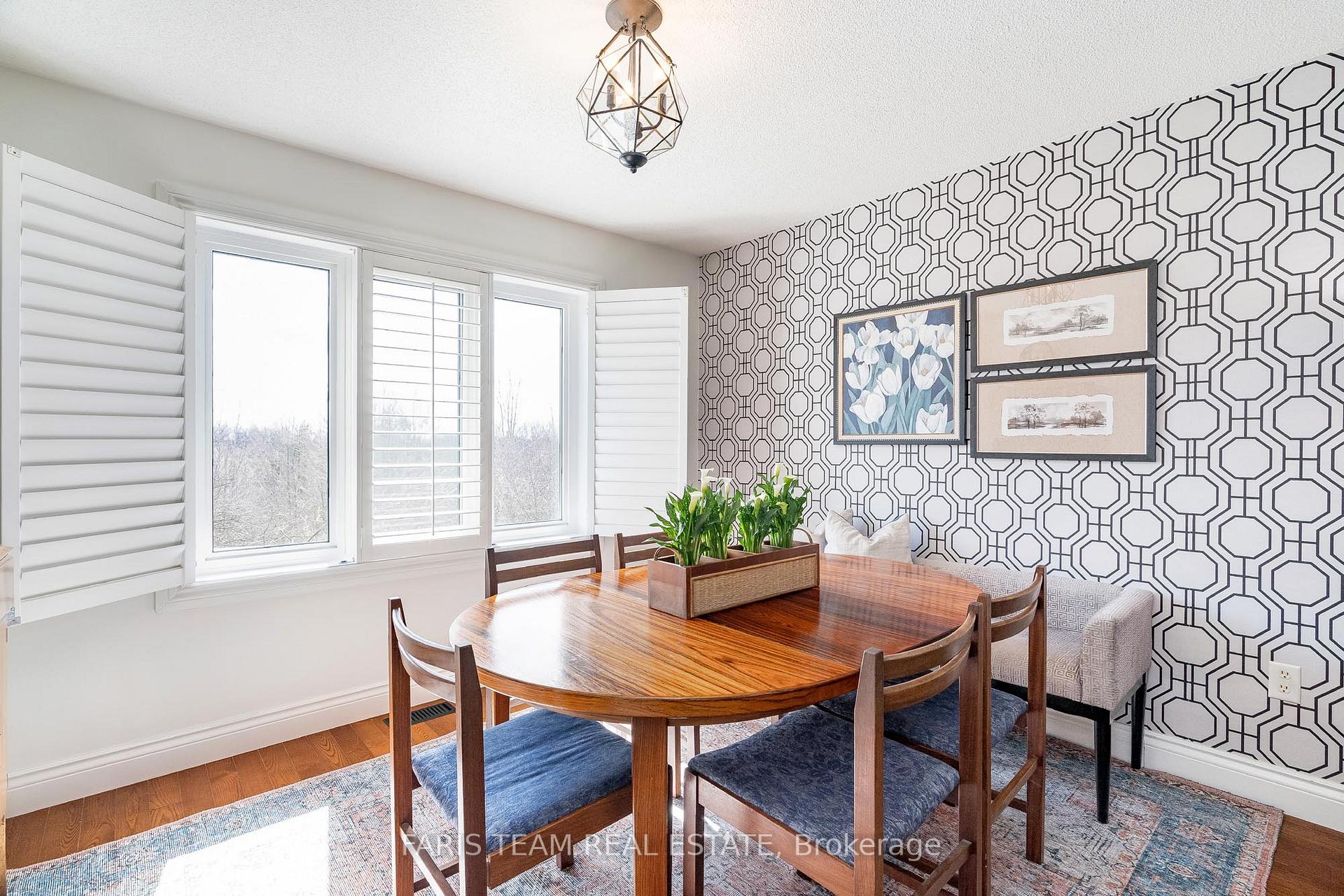 Photo 8 of 87 Silver Maple Crescent, Barrie, Holly — HOMEH